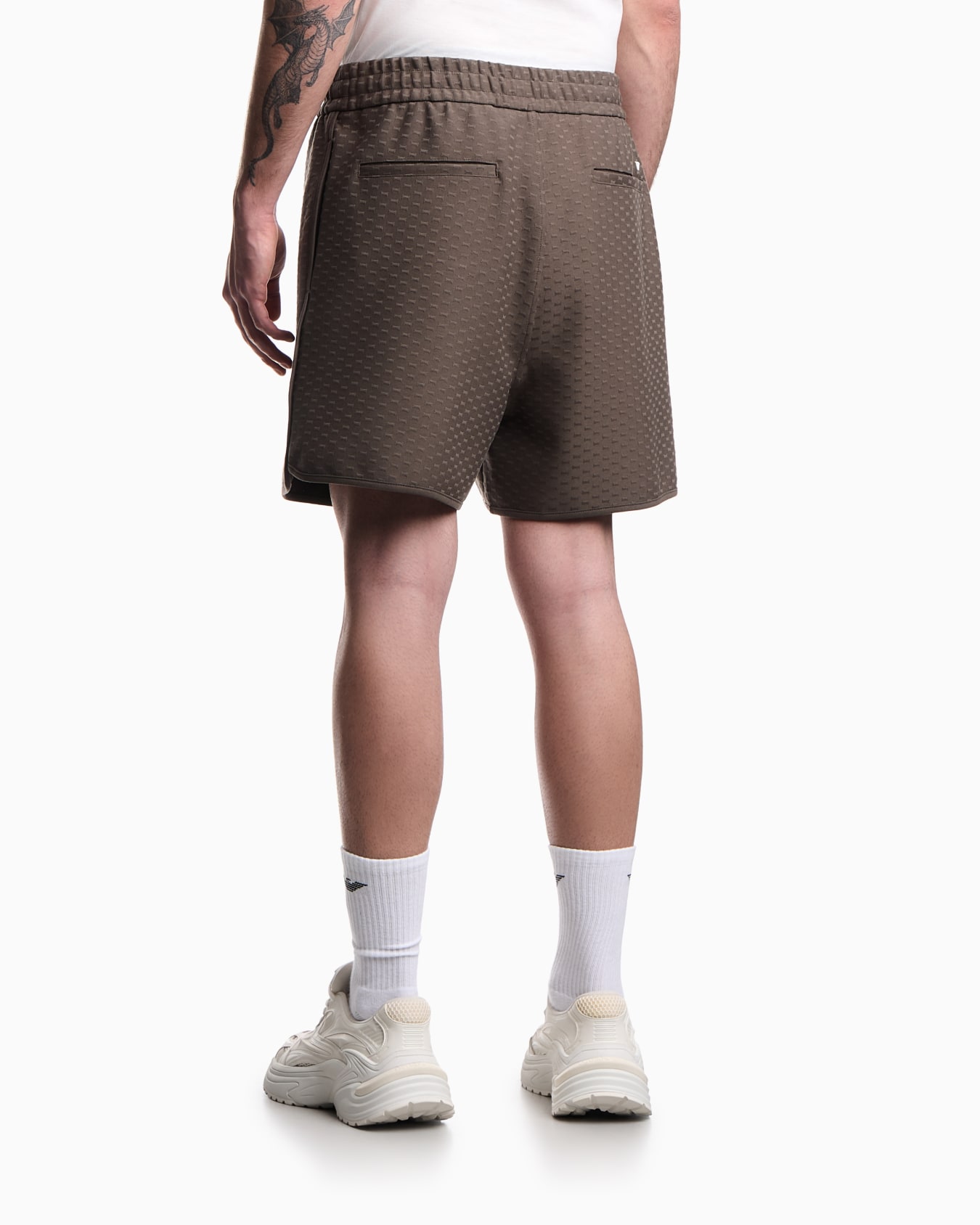Shorts in all-over micro eagle jacquard jersey Slide 2