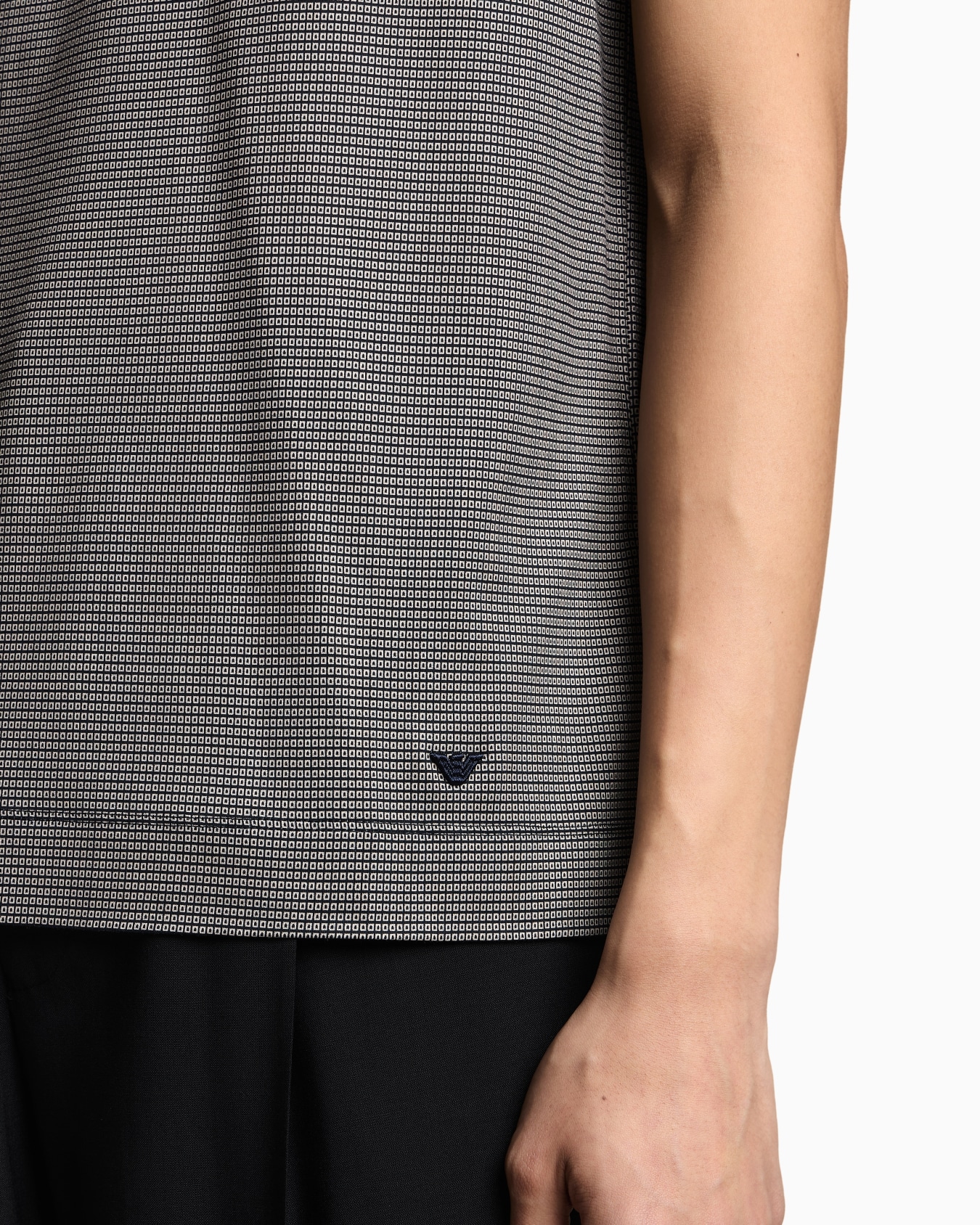 Camiseta de punto de mezcla de lyocell con microestampado integral Diapositiva 4