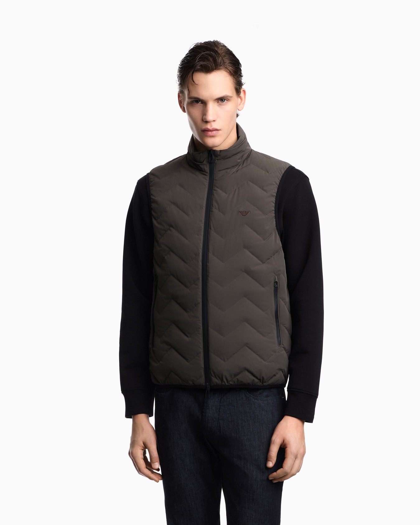 Doudoune sans manches matelassée en nylon élasthanne déperlant à chevrons  Diapositive 3