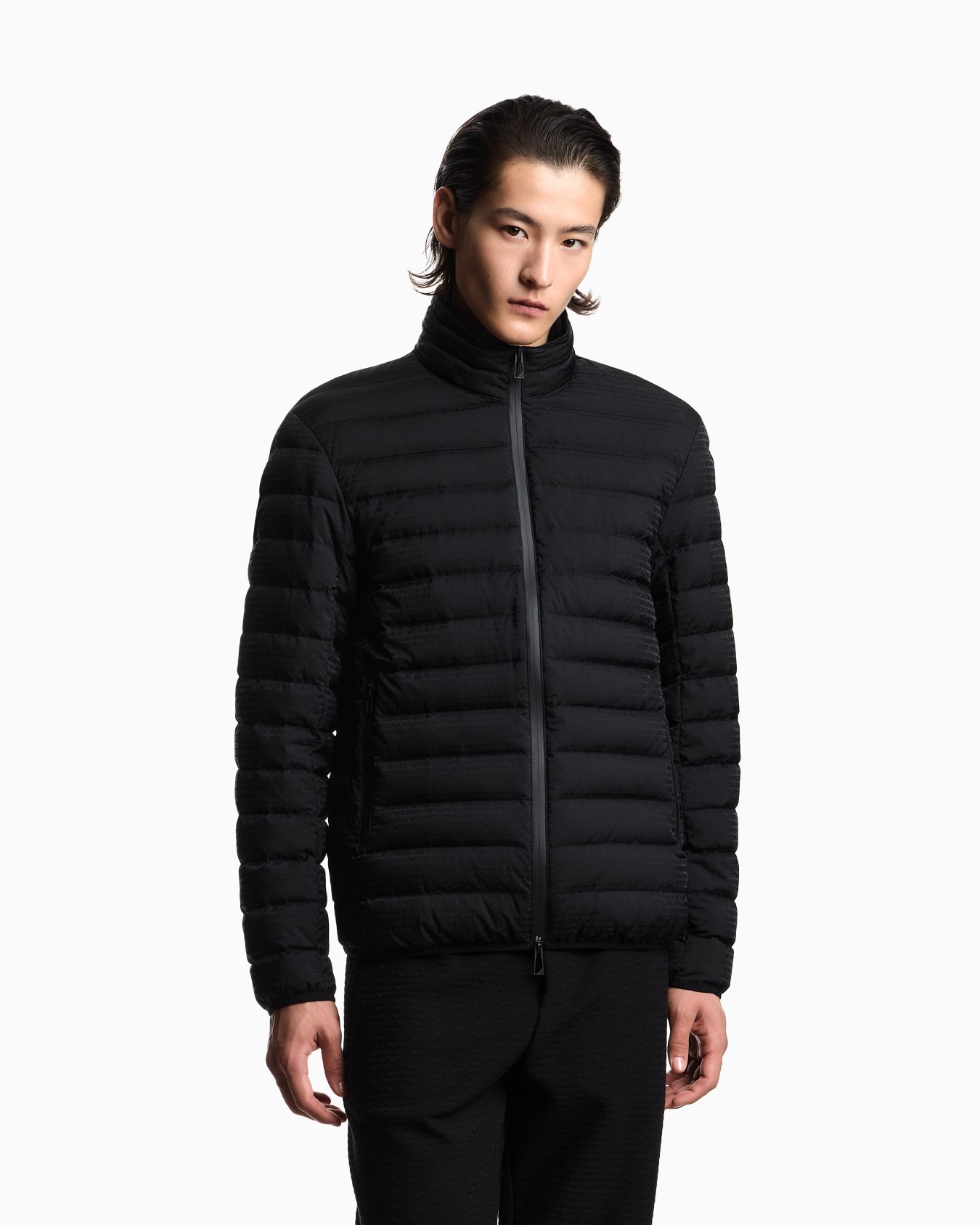 Water repellent down jacket in quilted nylon with jacquard lettering logo Slide 3