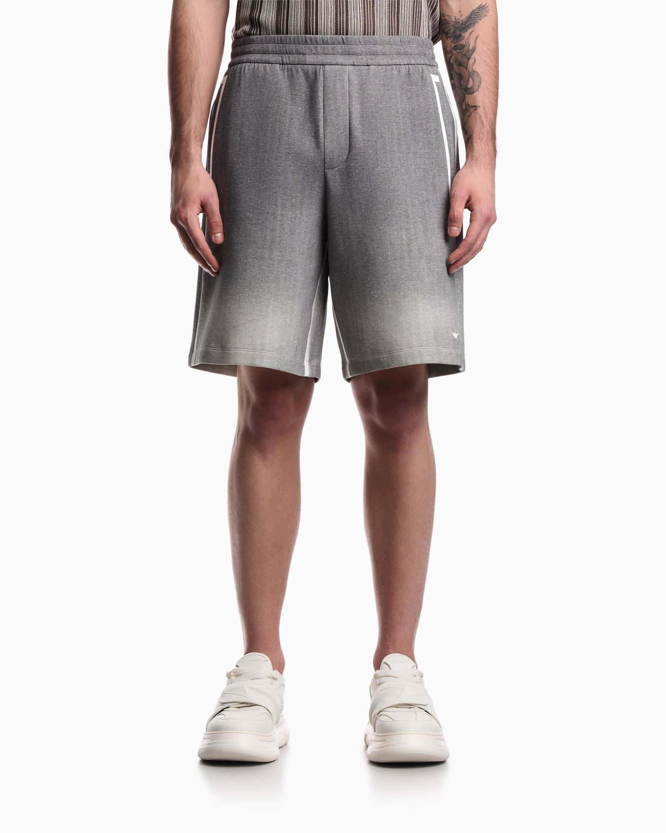 Double-jersey gradient Bermuda shorts Slide 3