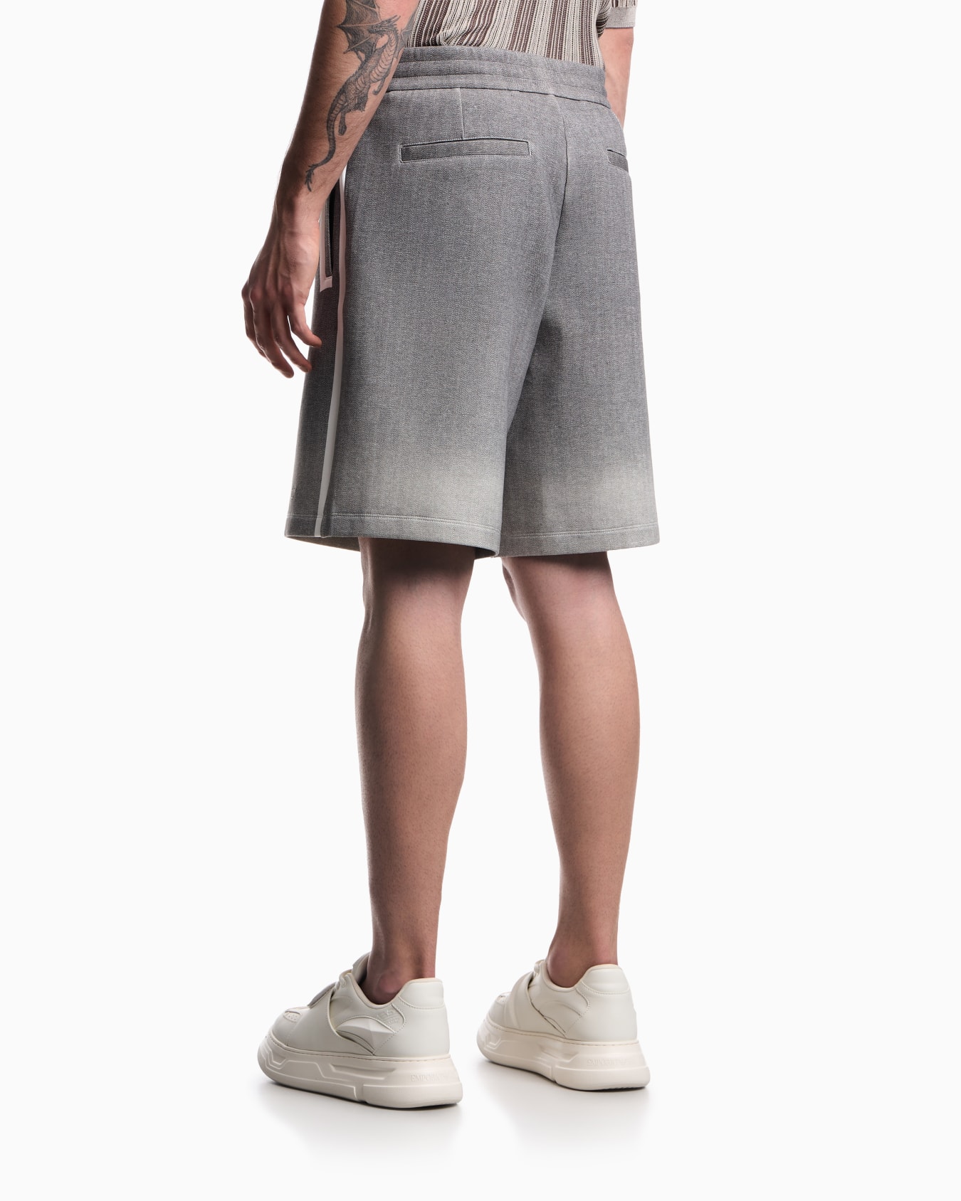 Double-jersey gradient Bermuda shorts Slide 2