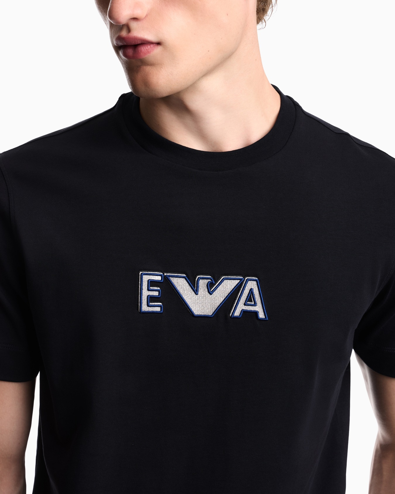 Heavy jersey T-shirt with metal logo embroidery Slide 7