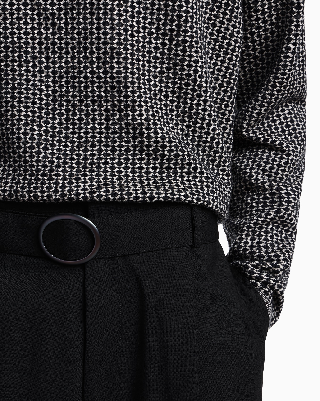 Fancy stitch virgin wool sweater Slide 4