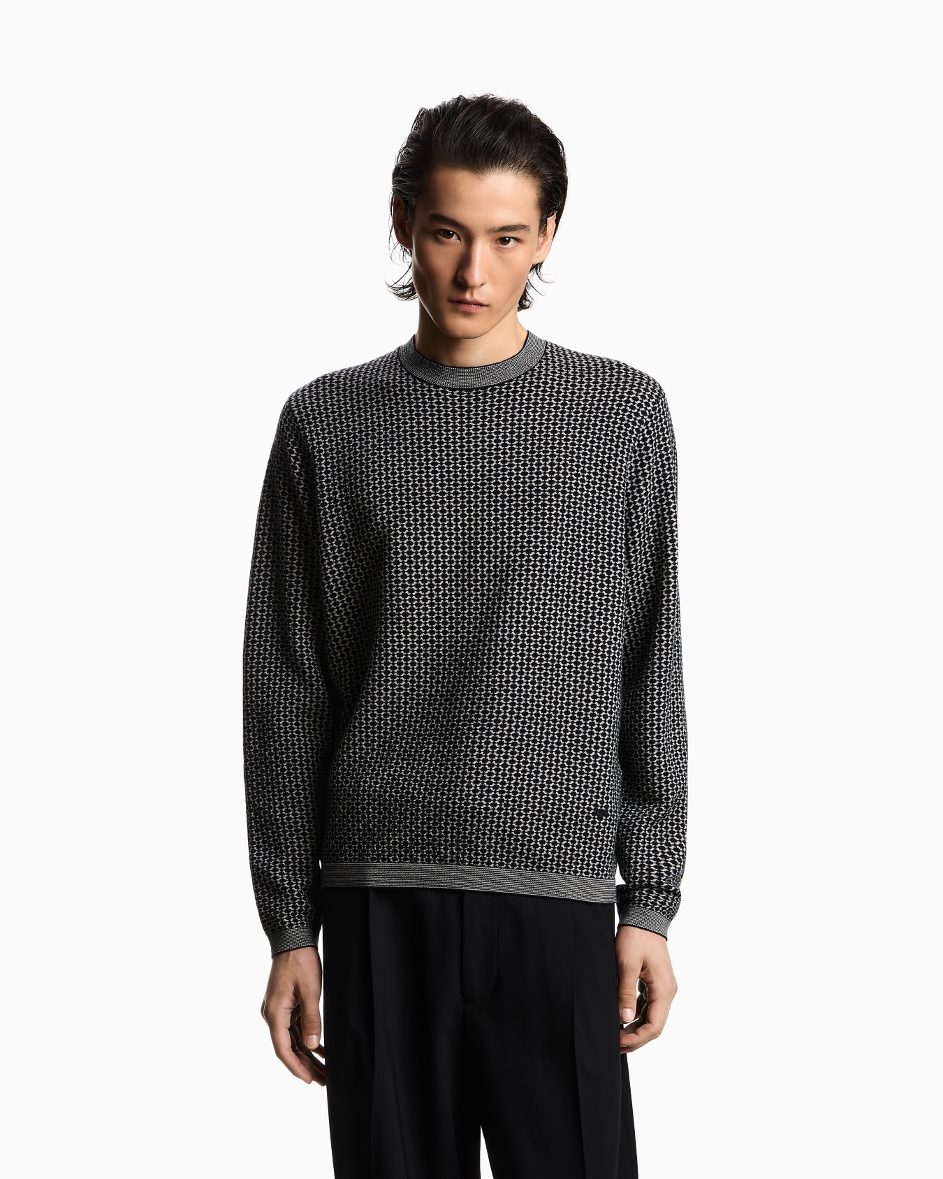 Fancy stitch virgin wool sweater Slide 3