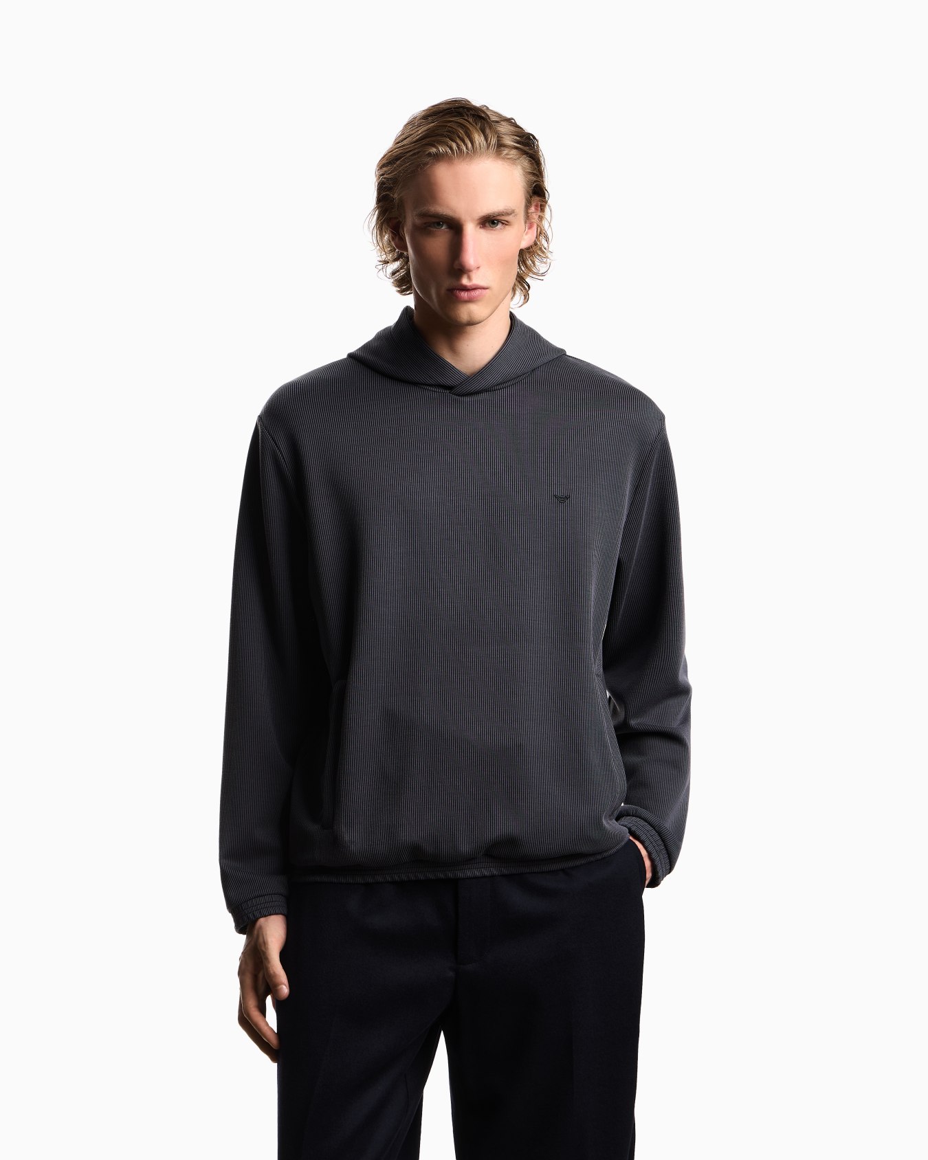 Vanisé-effect ribbed hooded sweatshirt Slide 2