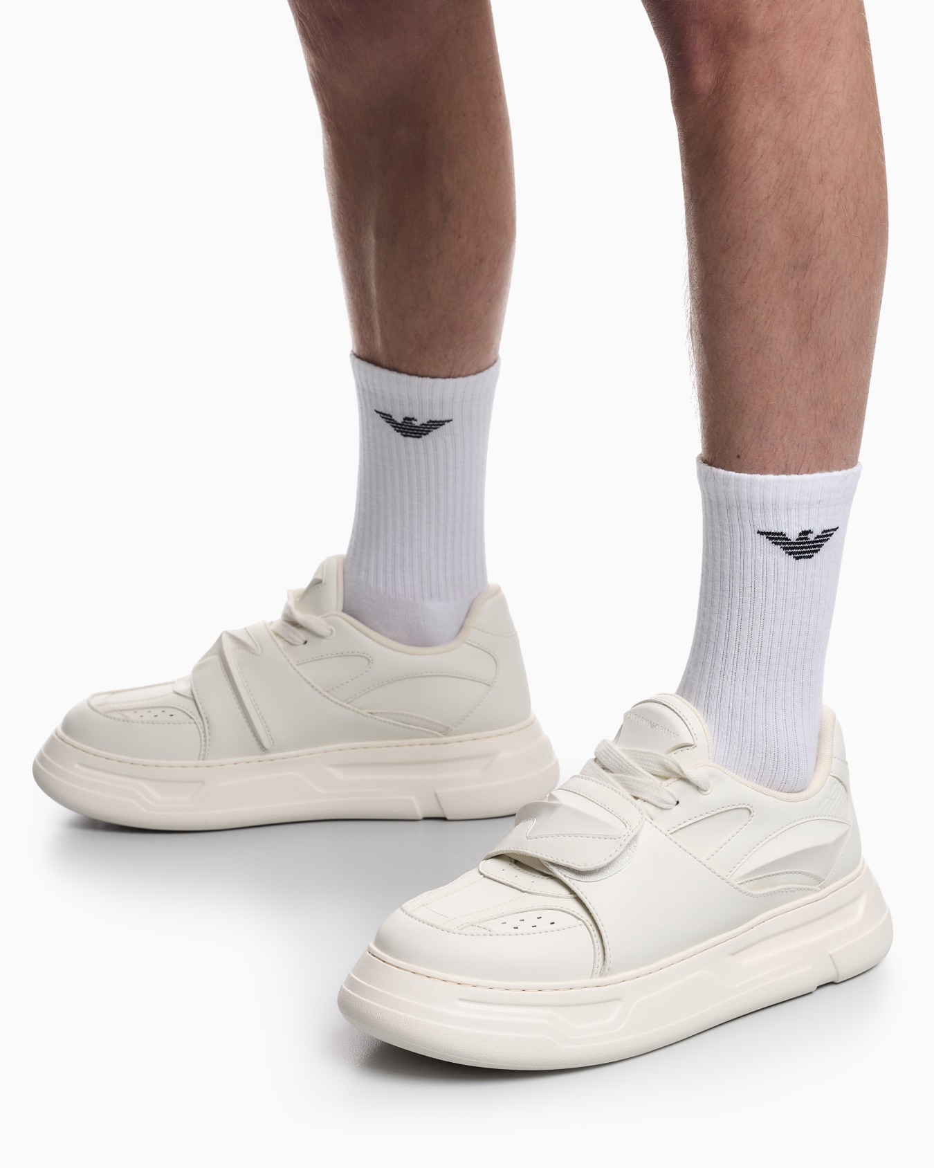 Sneakers with strap Slide 6