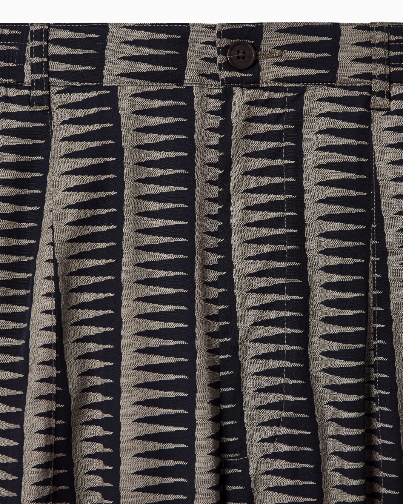 Printed fluid trousers in lyocell and viscose Slide 4