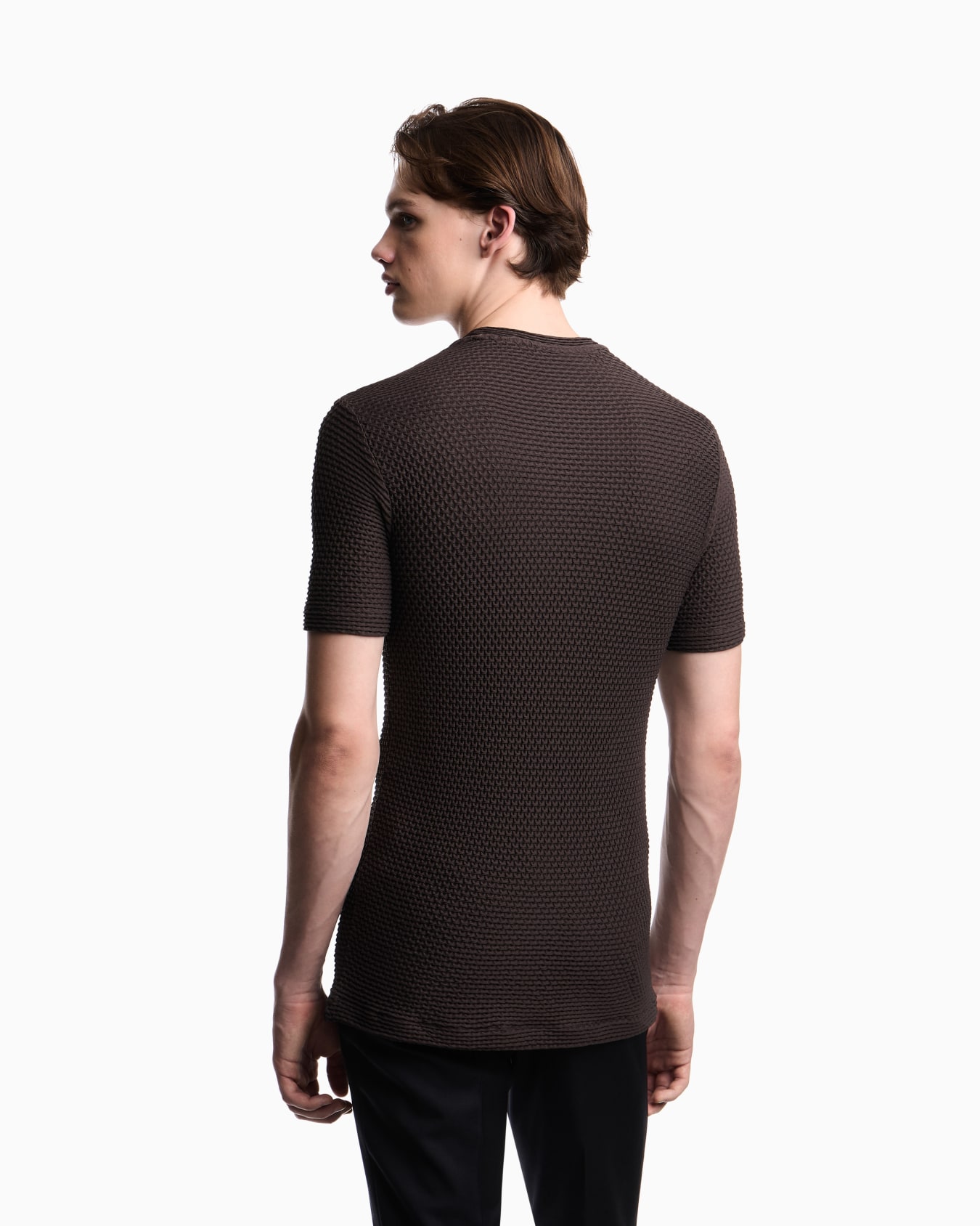 T-shirt in embossed two-way stretch jersey Slide 3