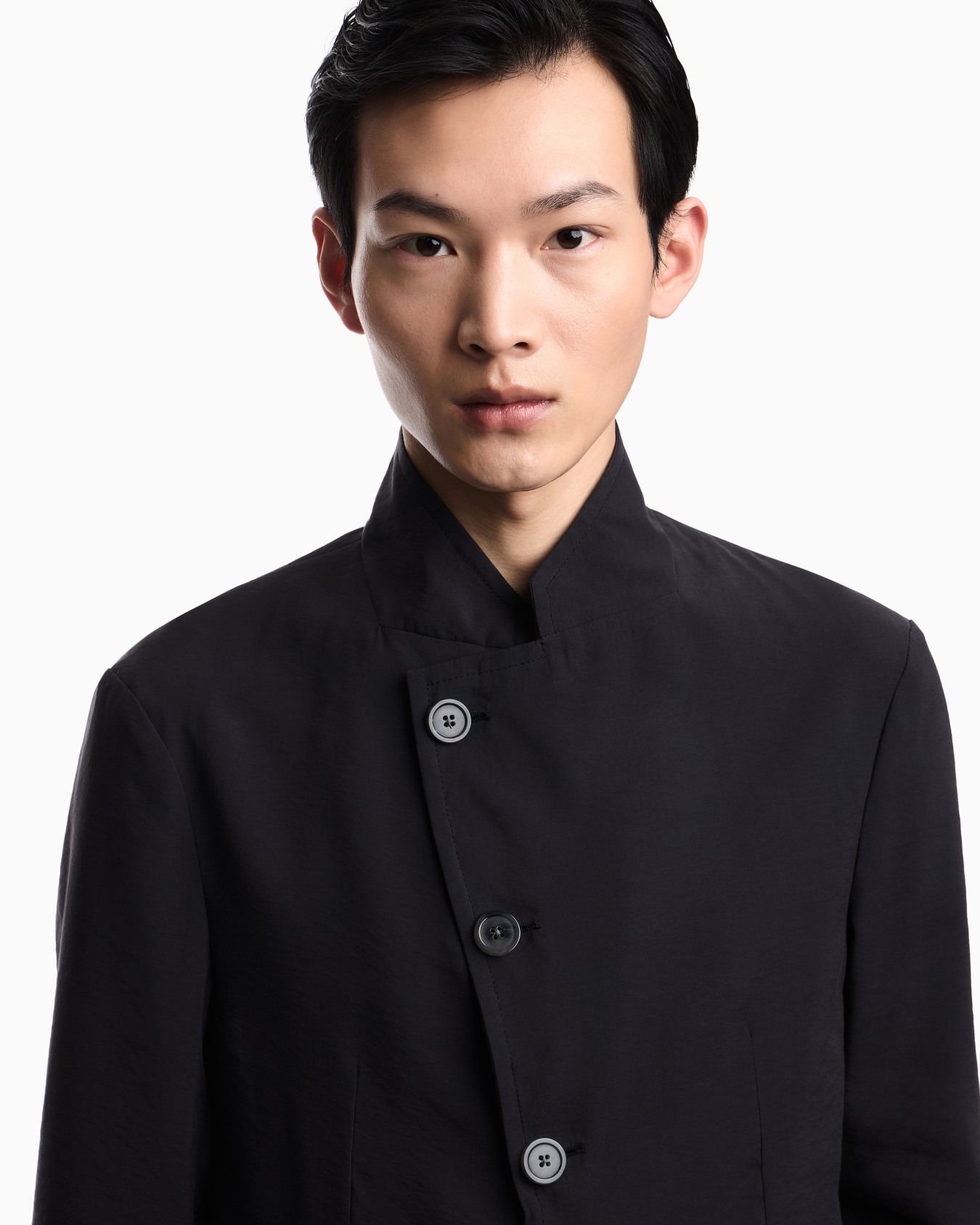 Icon guru-collar jacket with off-centre fastening in peach-feel canvas Slide 4