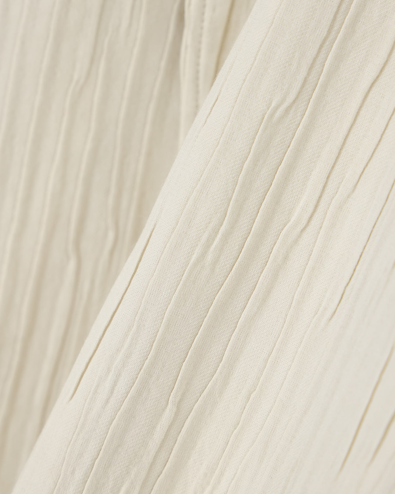 Single-breasted jacket in embossed wrinkle-effect jacquard Slide 4