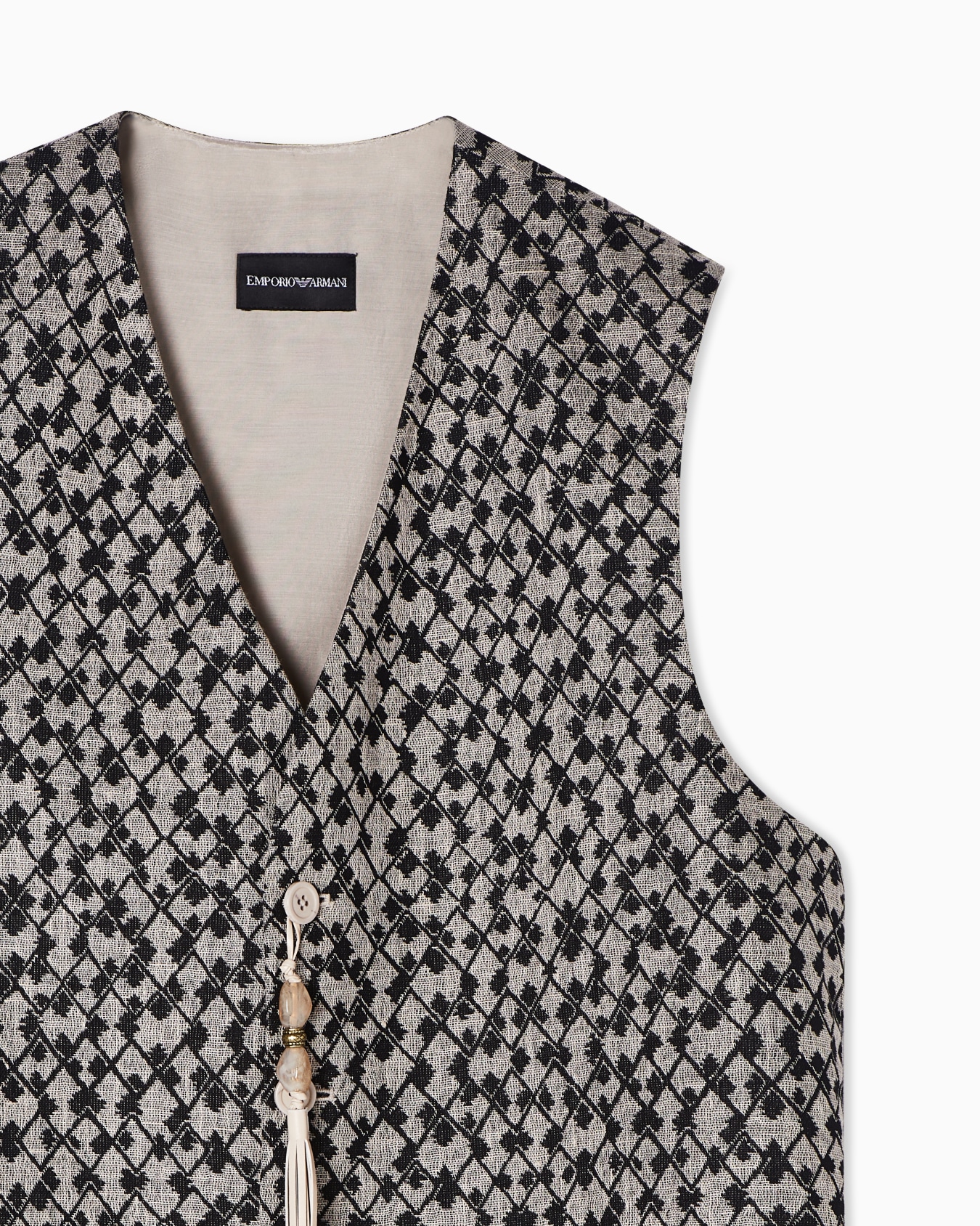 Vest in jacquard fabric with ethnic rhombus pattern Diapositiva 4