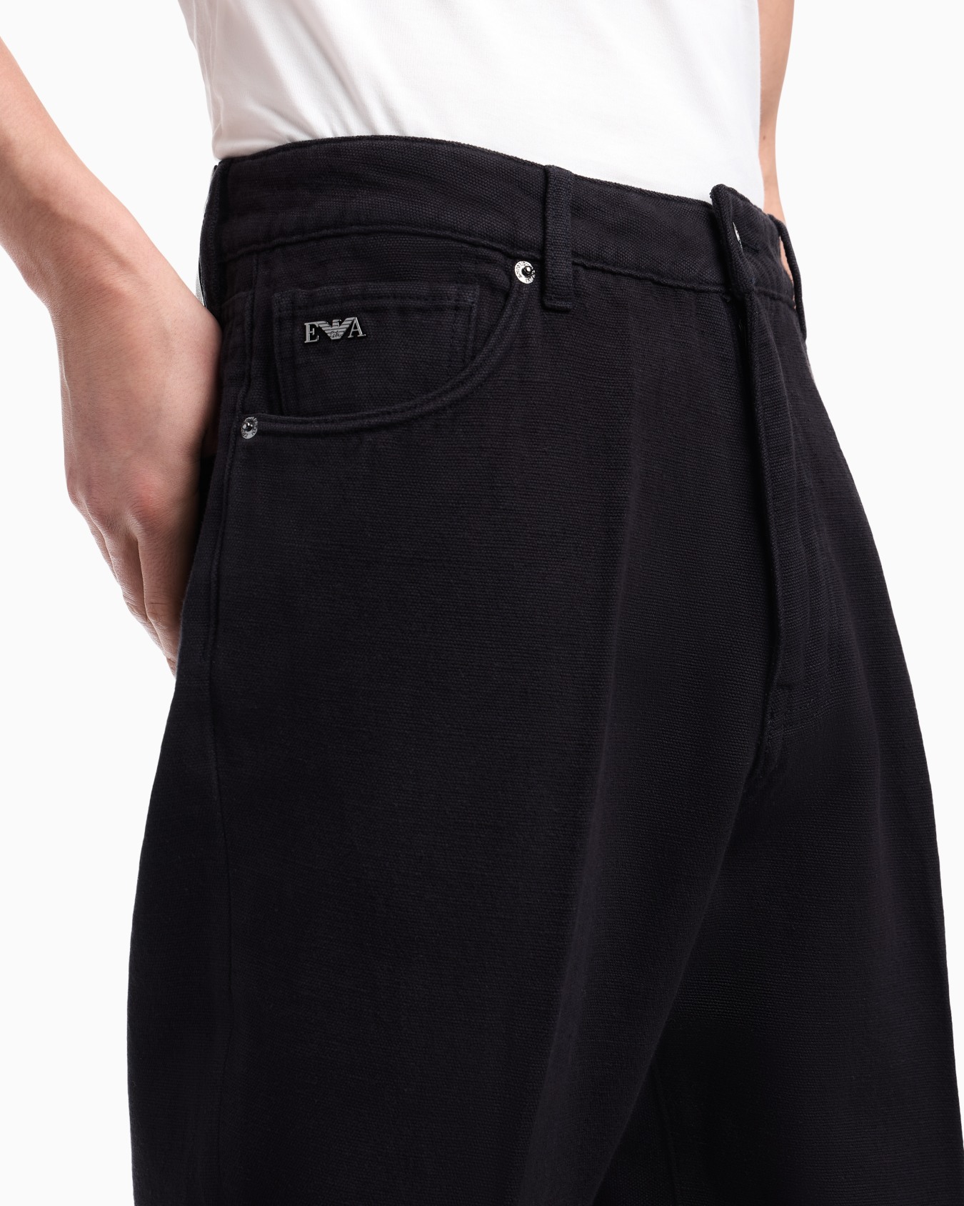 Denim Capsule Collection J22 regular-fit hemp-blend bull jeans Slide 4