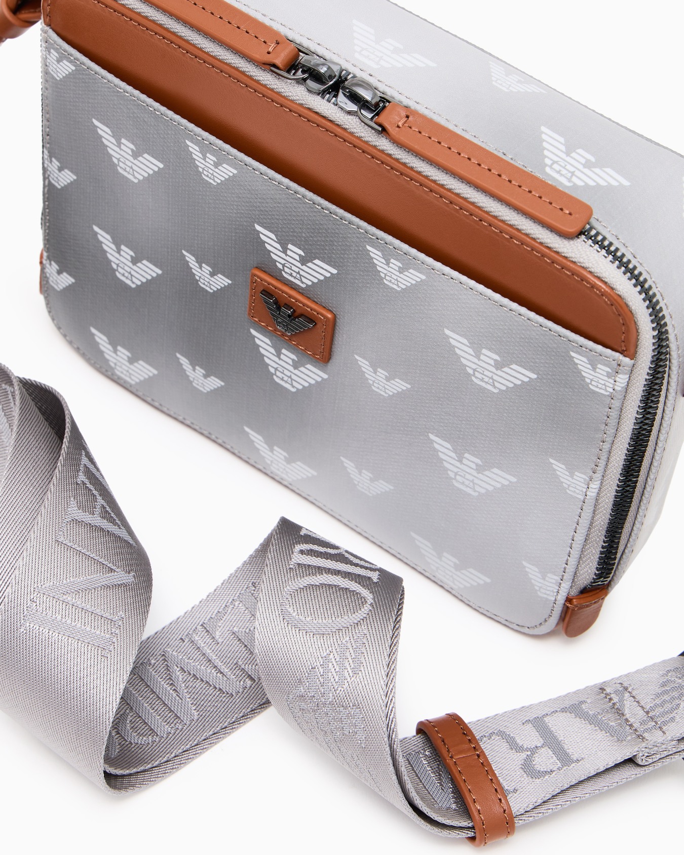 Minibolso de lona revestida con motivo integral de águila Diapositiva 4