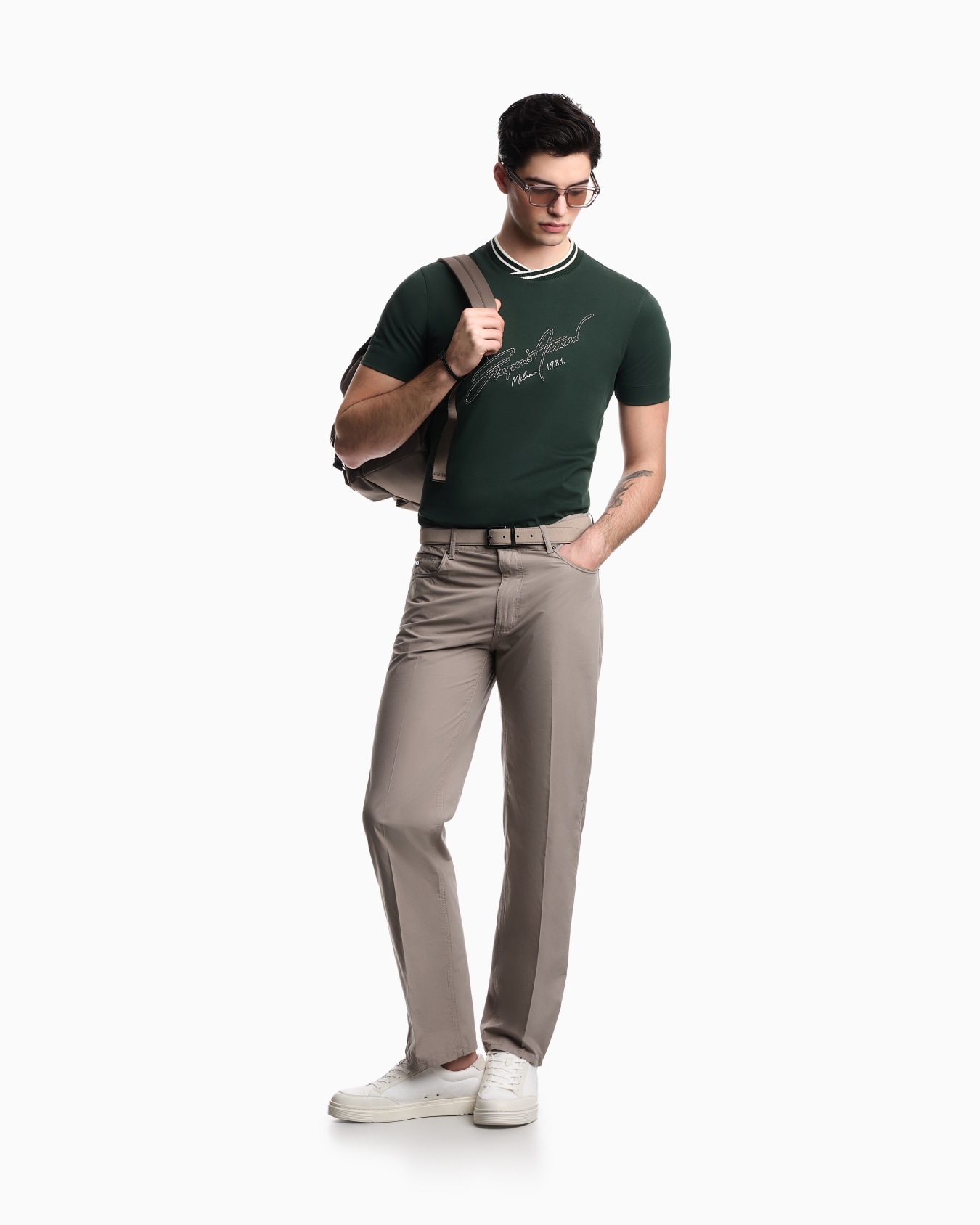 Slim-fit heavy jersey T-shirt with signature logo embroidery Diapositiva 1