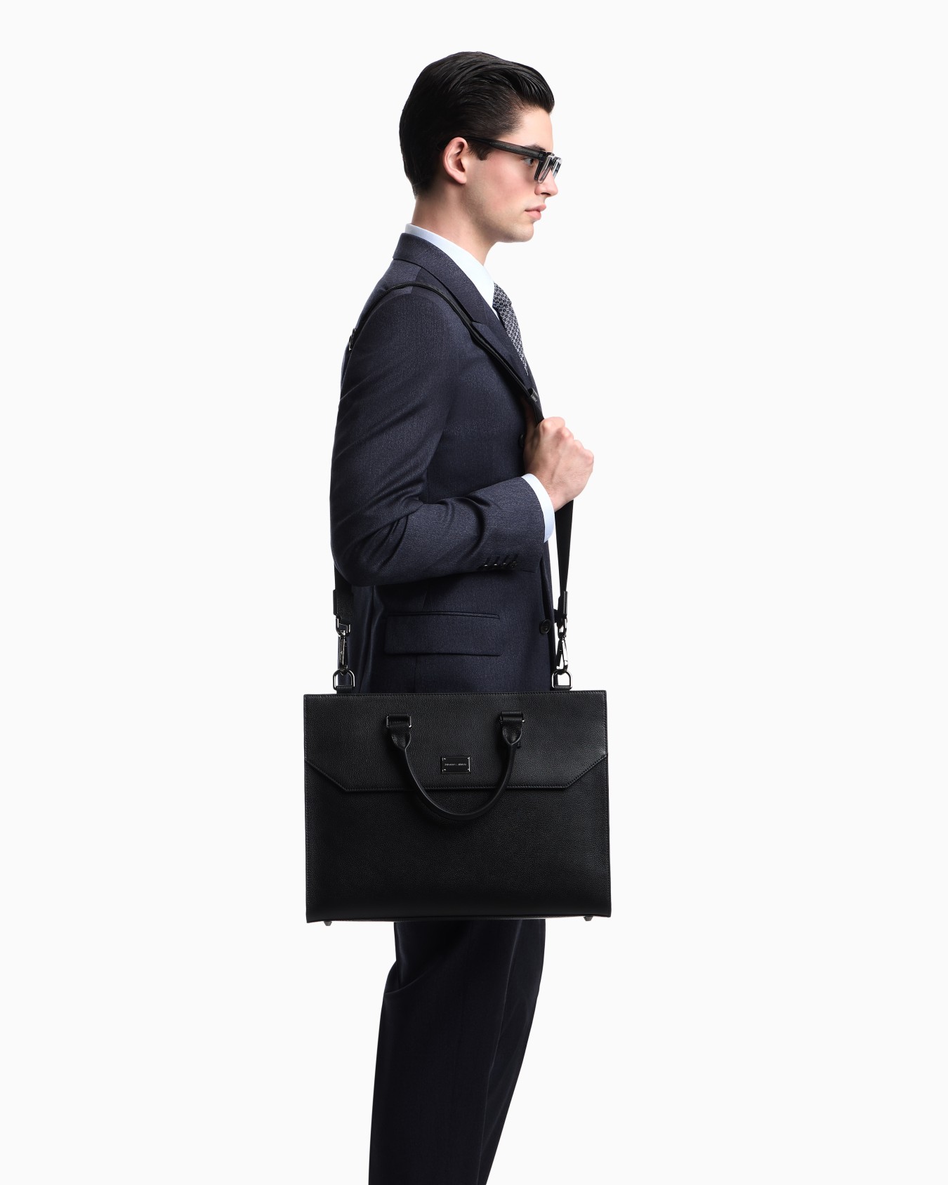 Business bag in tumbled leather Slide 6