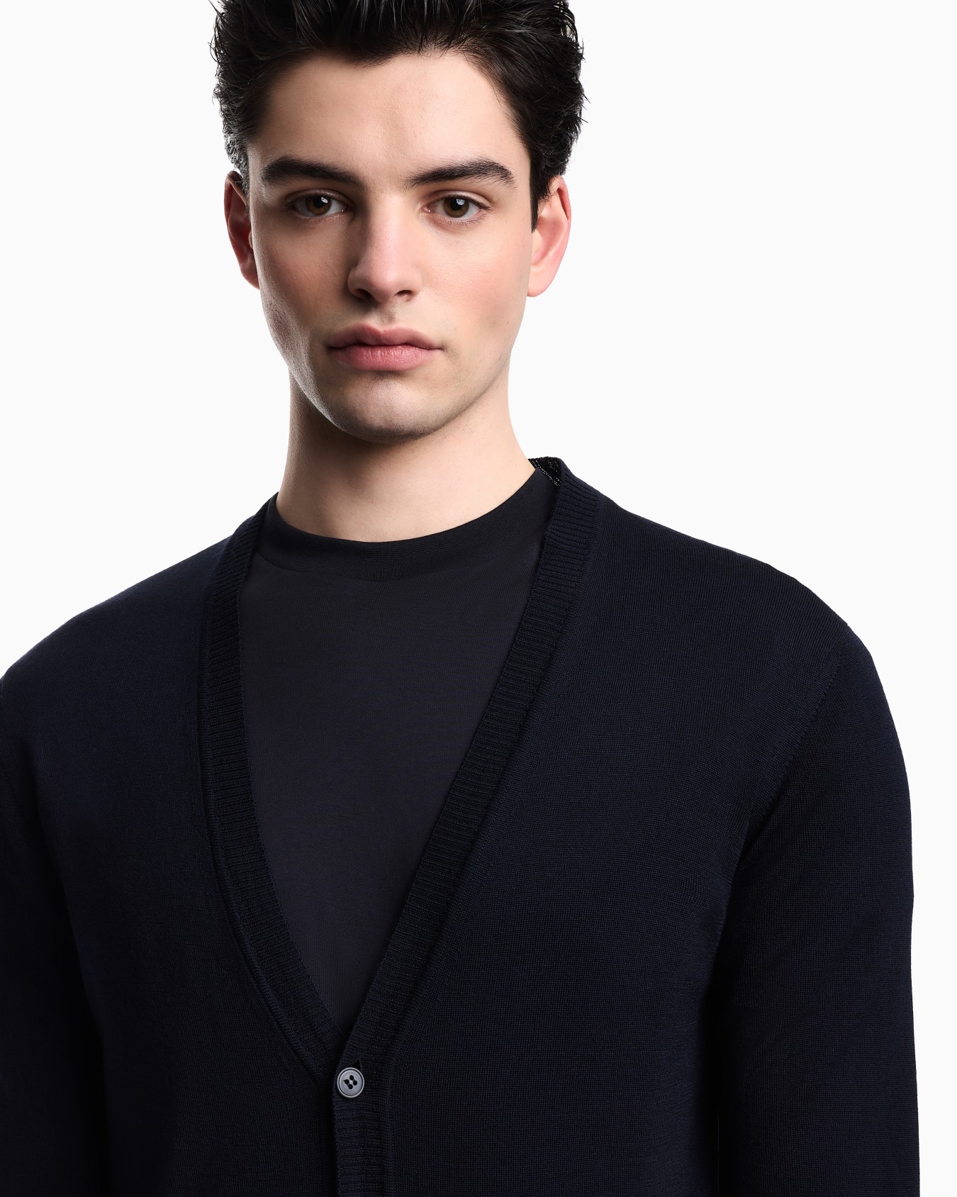 Pure virgin wool V-neck cardigan Slide 4