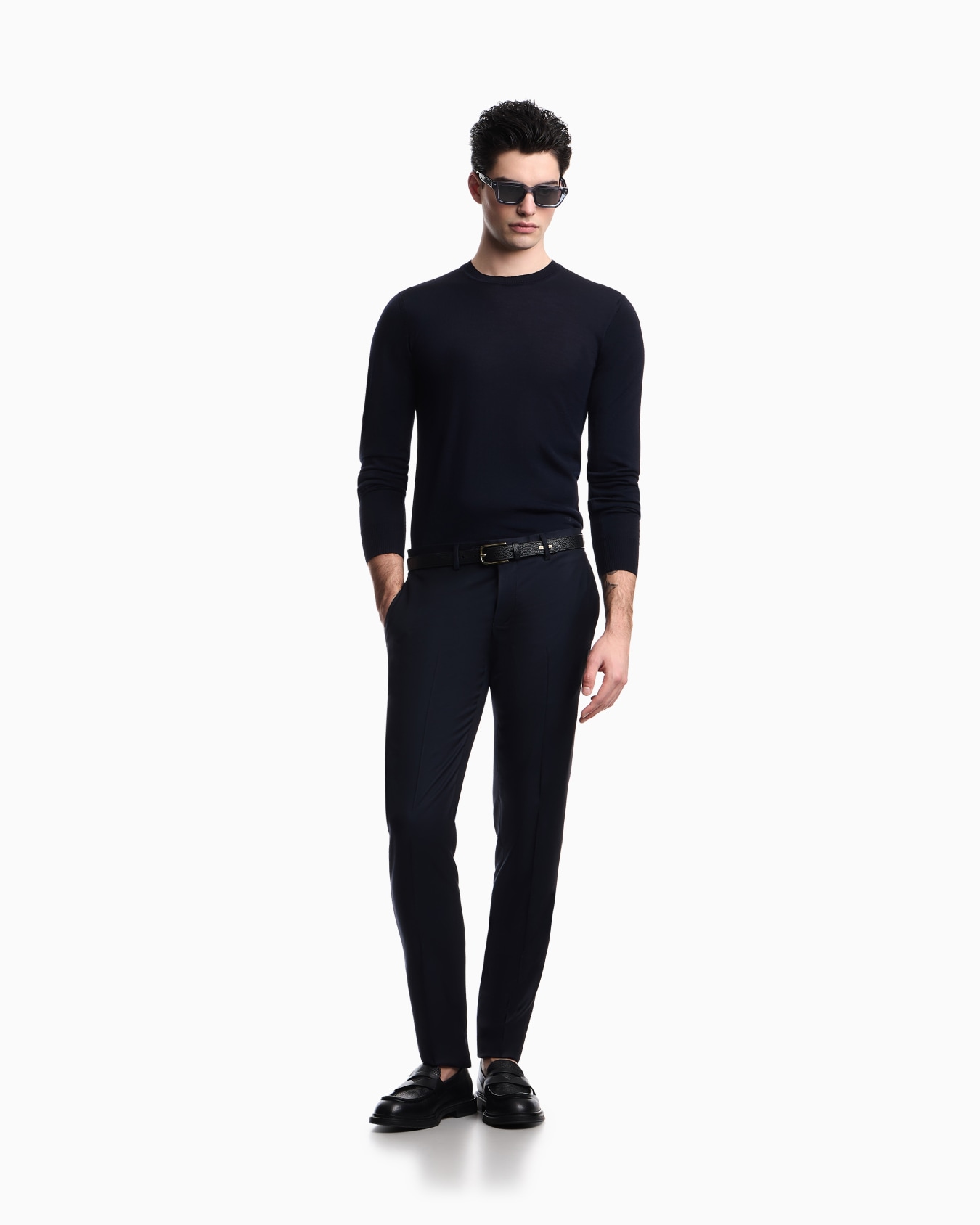 Pullover Essential in virgin wool with ribbed trims Slide 1