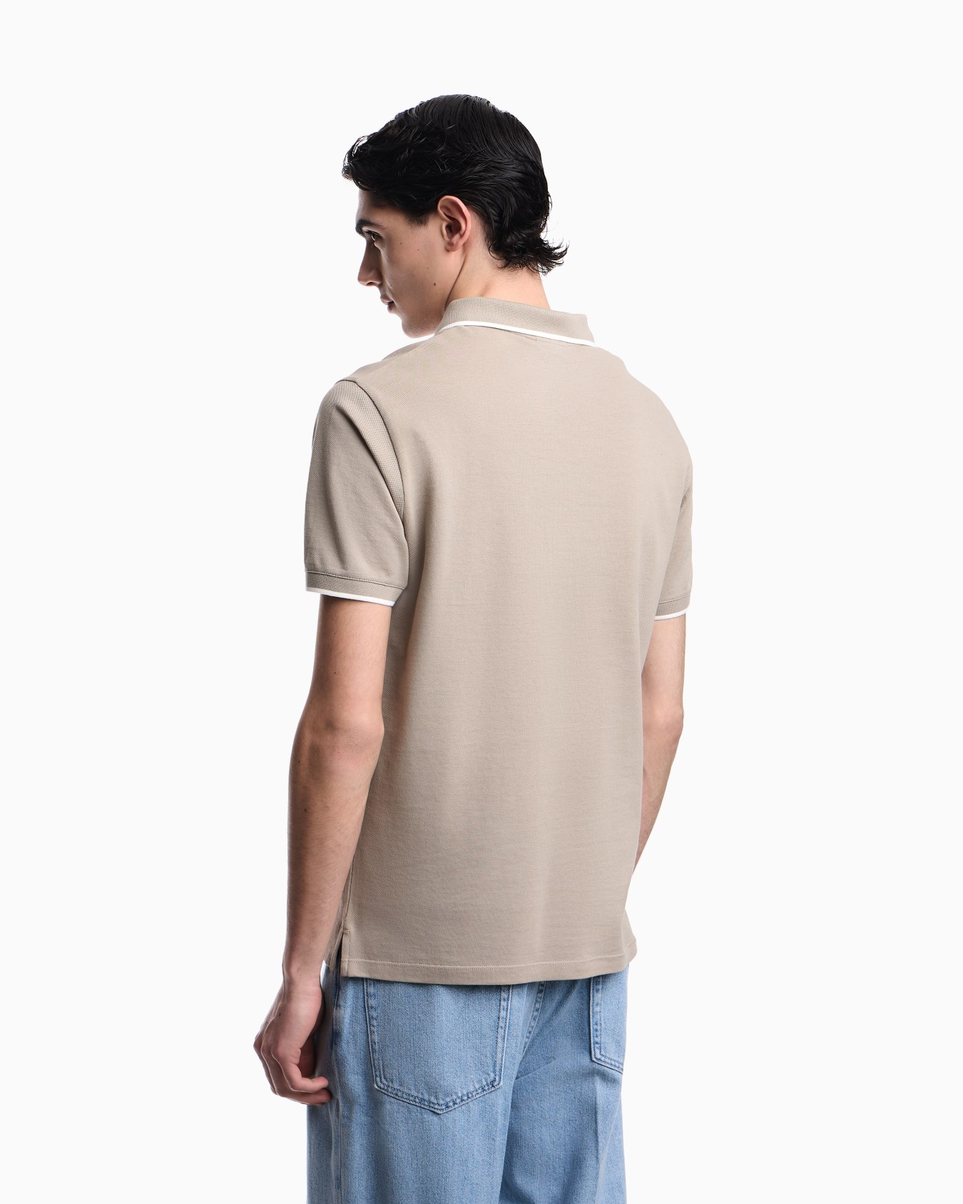 V-neck piqué polo shirt Slide 2