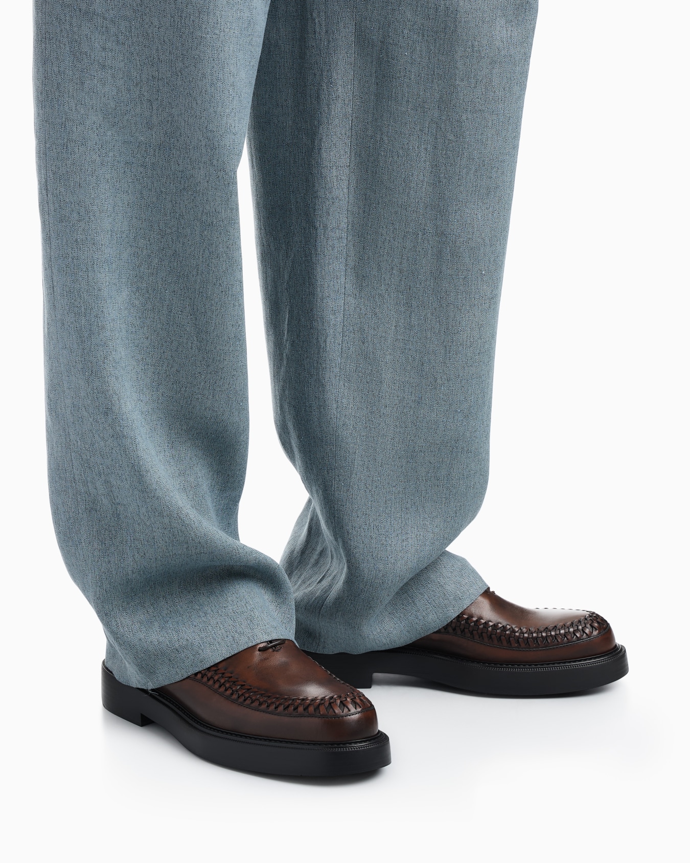 Lace-ups in buffed leather Slide 6