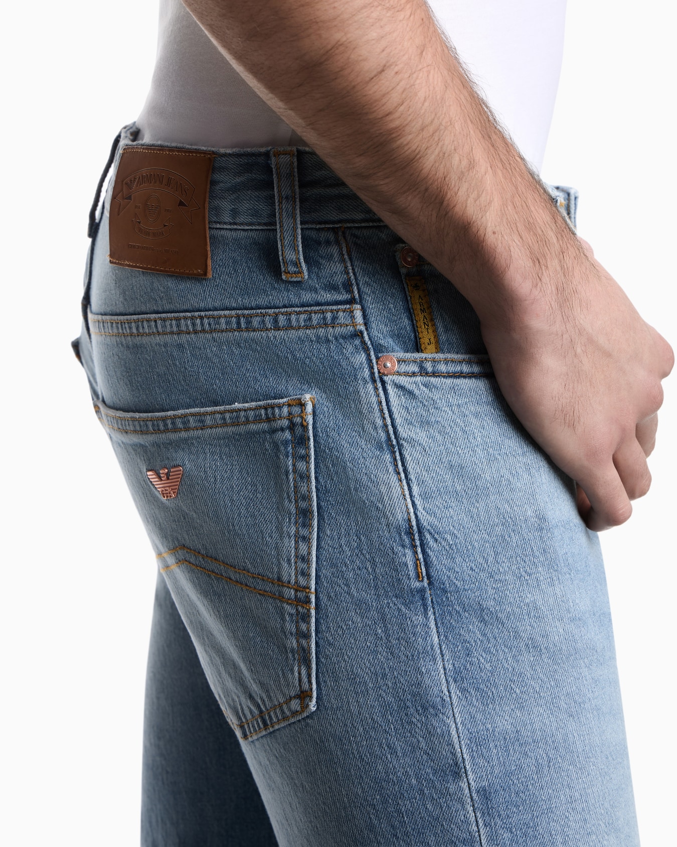 Jeans J06 slim fit in denim Armani Jeans Diapositive 4