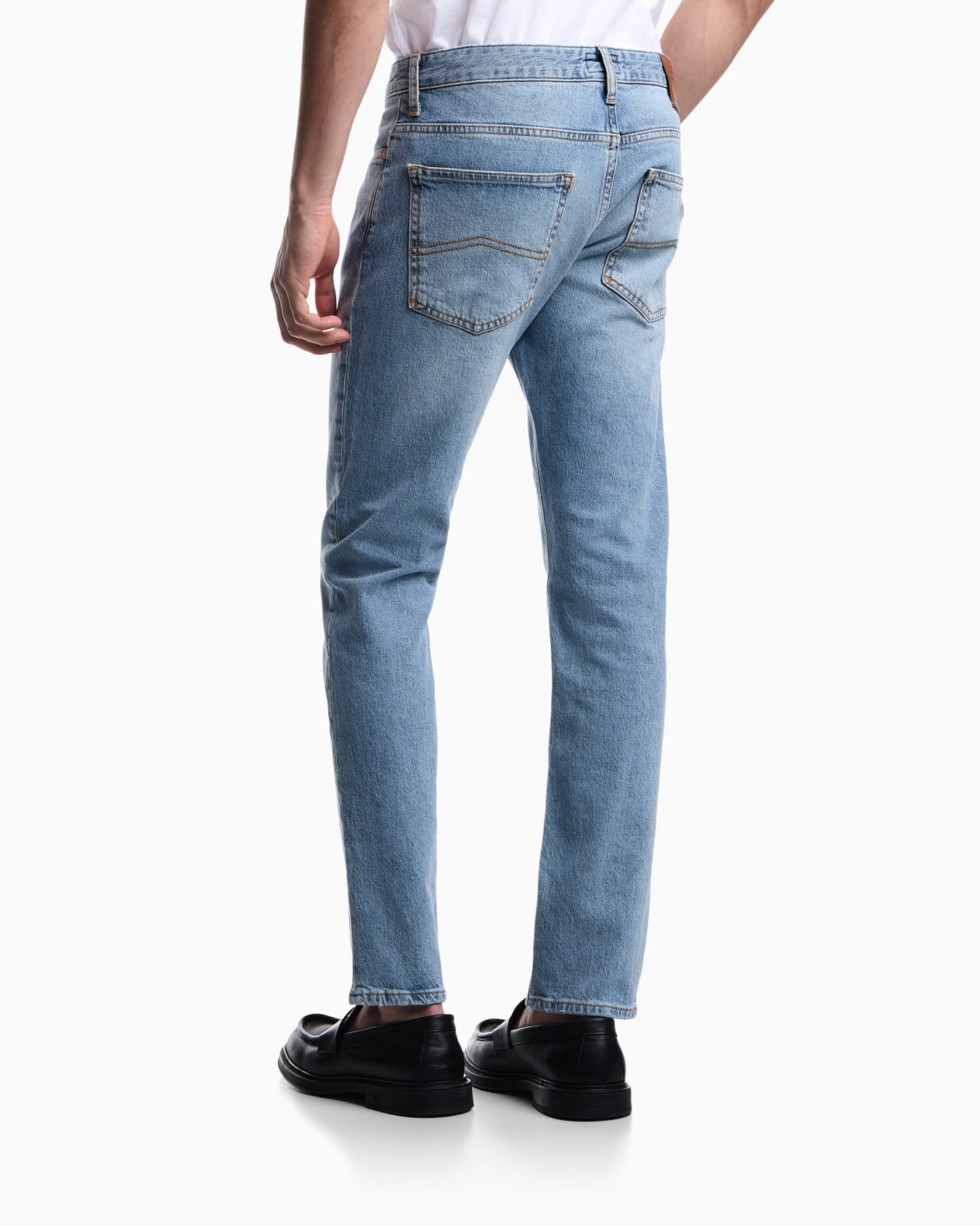Armani Jeans スリムフィットジーンズ J06 デニム スライドする 5