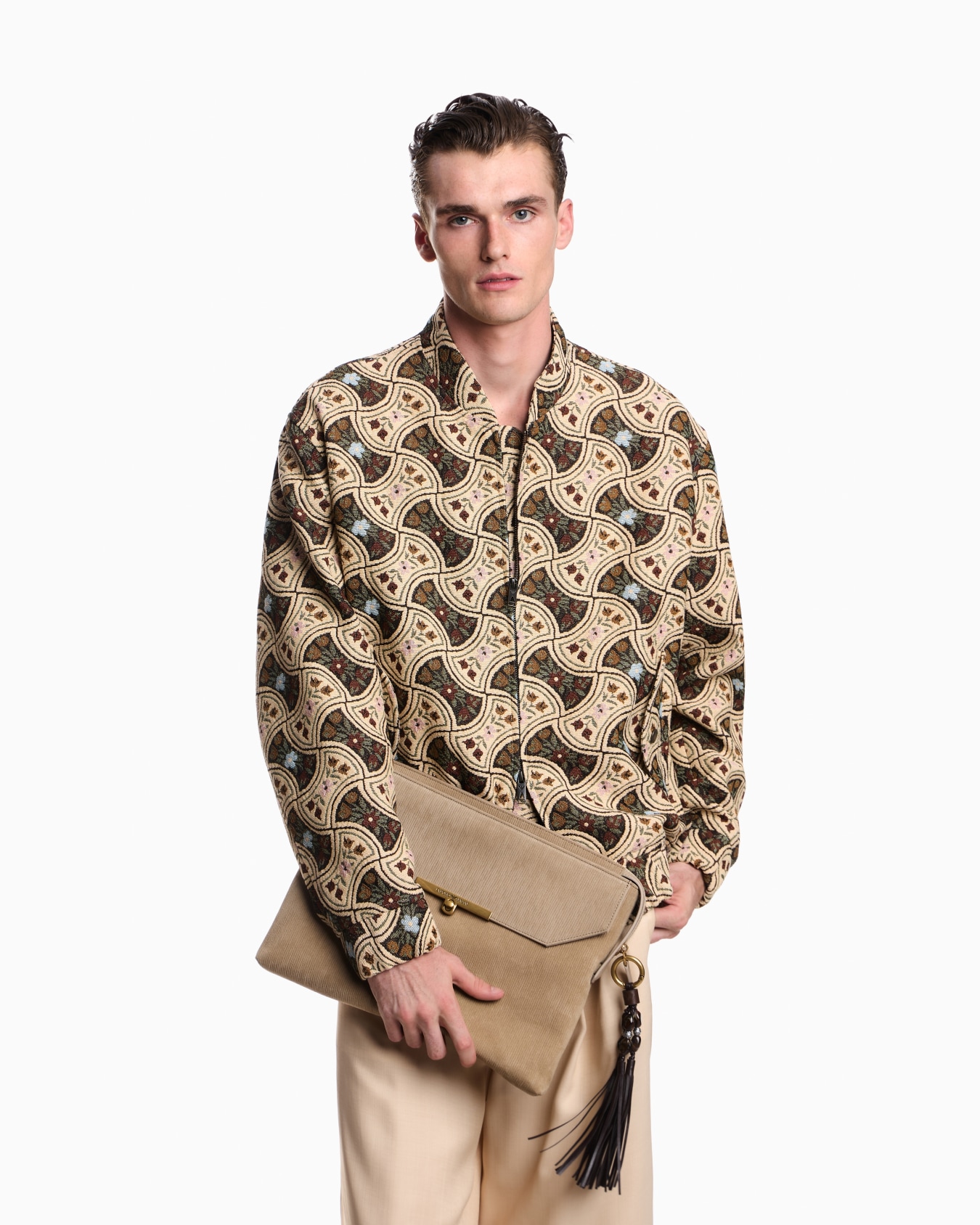 Gobelin jacquard blouson with diamond motif Slide 3