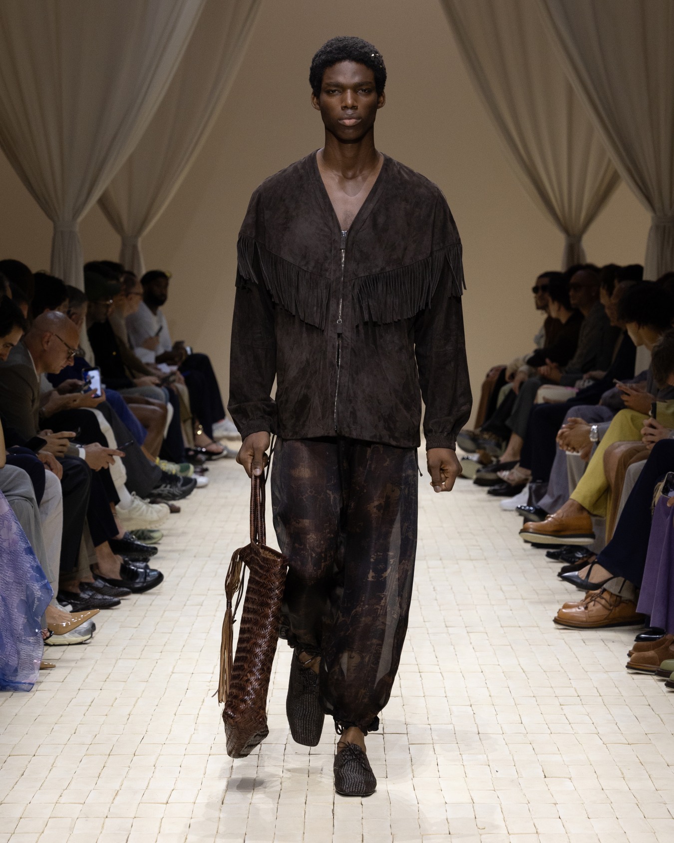 Goatskin blouson スライドする 1