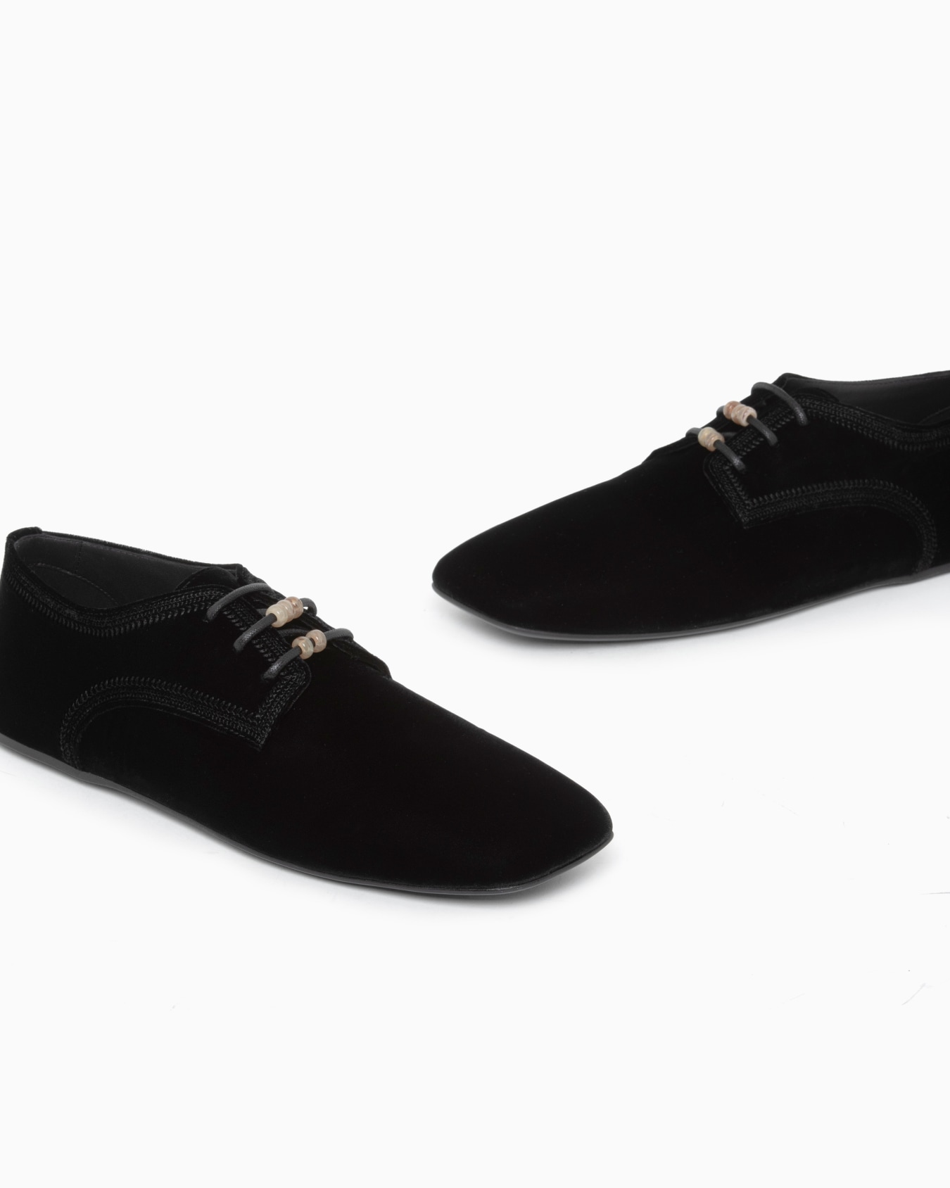 Velvet lace-ups Slide 4