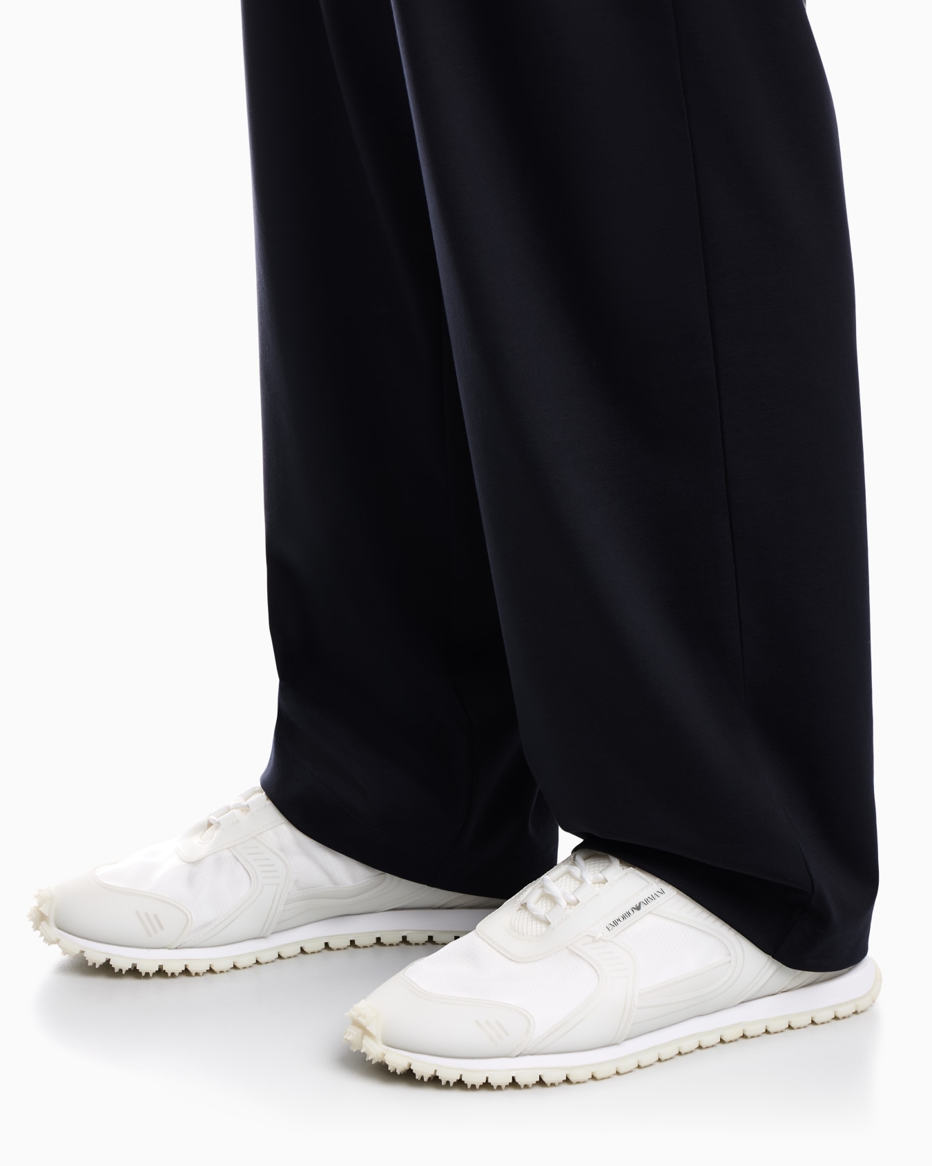 Sneakers stringate in ripstop e mesh con suola in gomma Slide 6