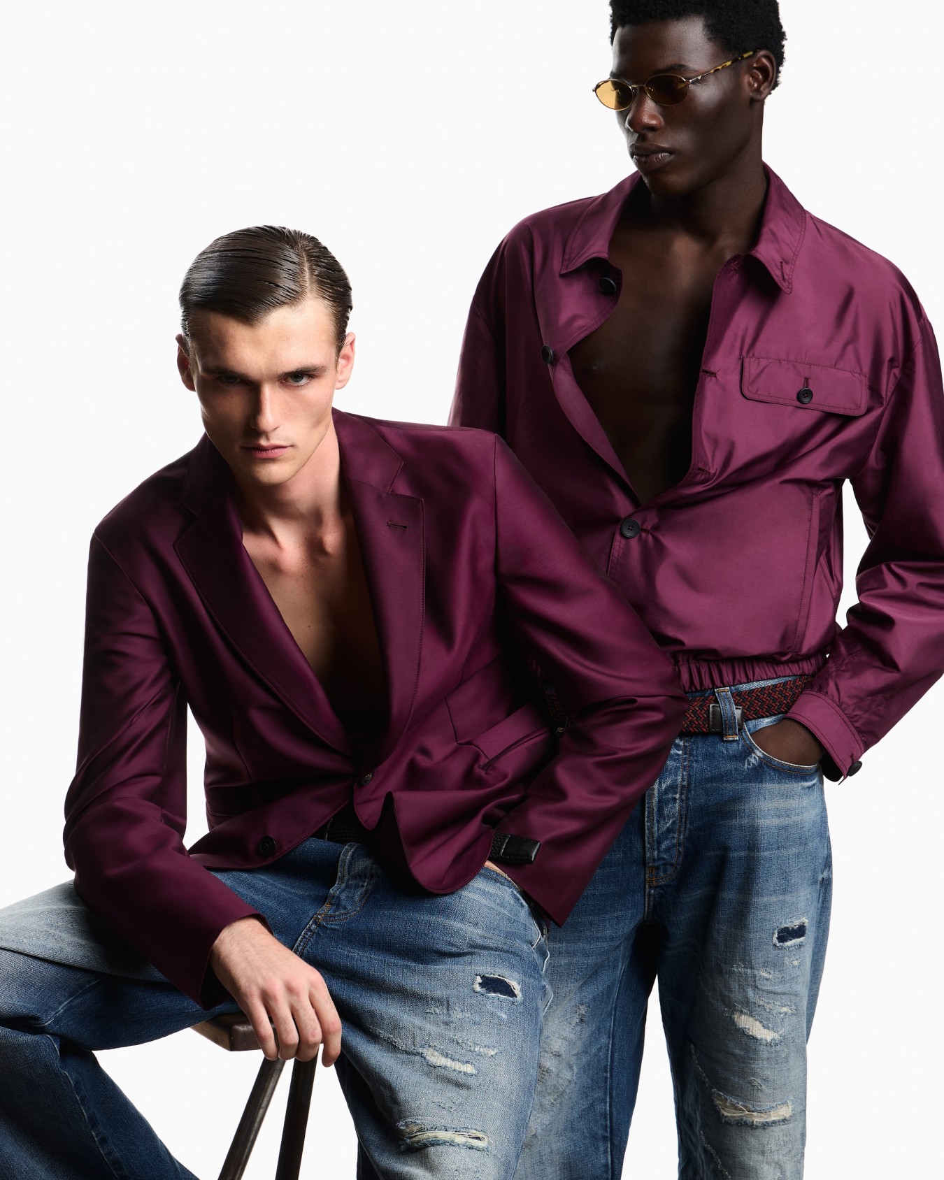 Jean ample à cinq poches en denim de coton avec effet usé Diapositive 3