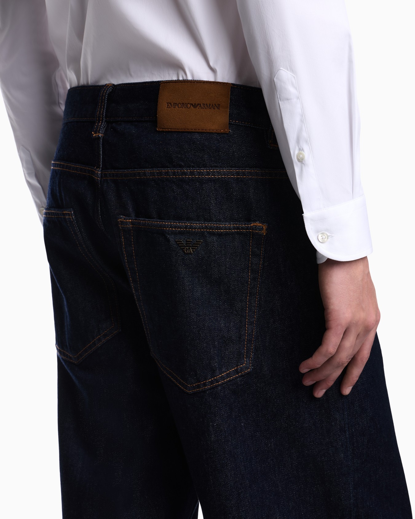 Straight-leg cotton denim jeans with a five-pocket design Slide 6