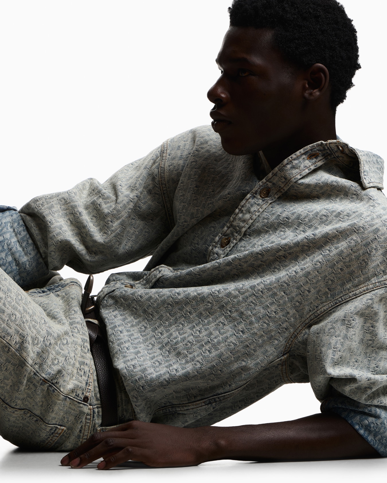 Chemise en denim de coton jacquard à motif monogramme Diapositive 3