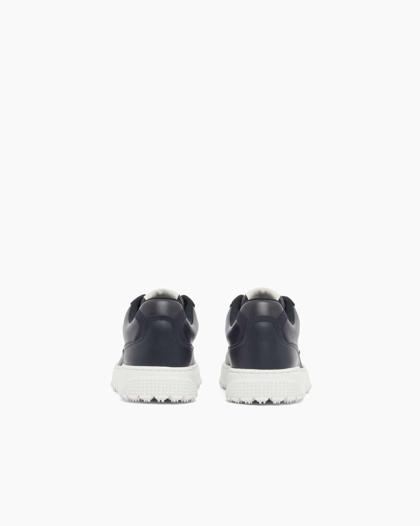Smooth leather lace-up sneakers with a textured rubber sole 슬라이드 3