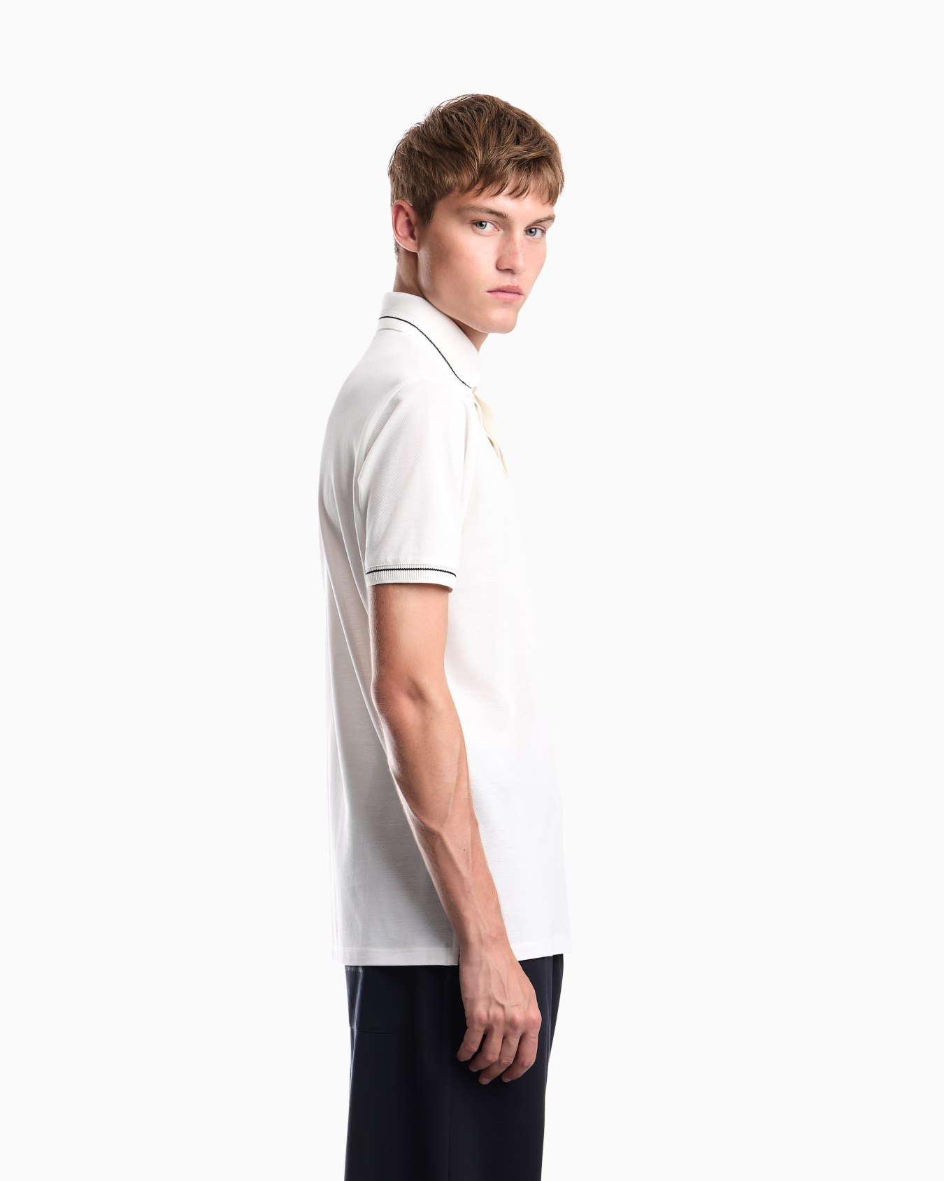 Piqué polo shirt with stripe detail on the collar Slide 7