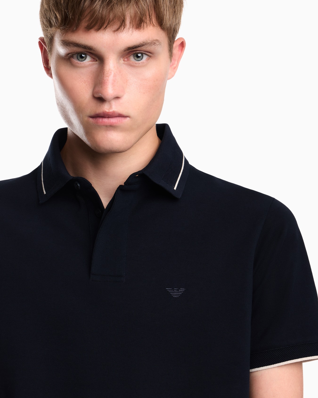Piqué polo shirt with stripe detail on the collar Slide 6