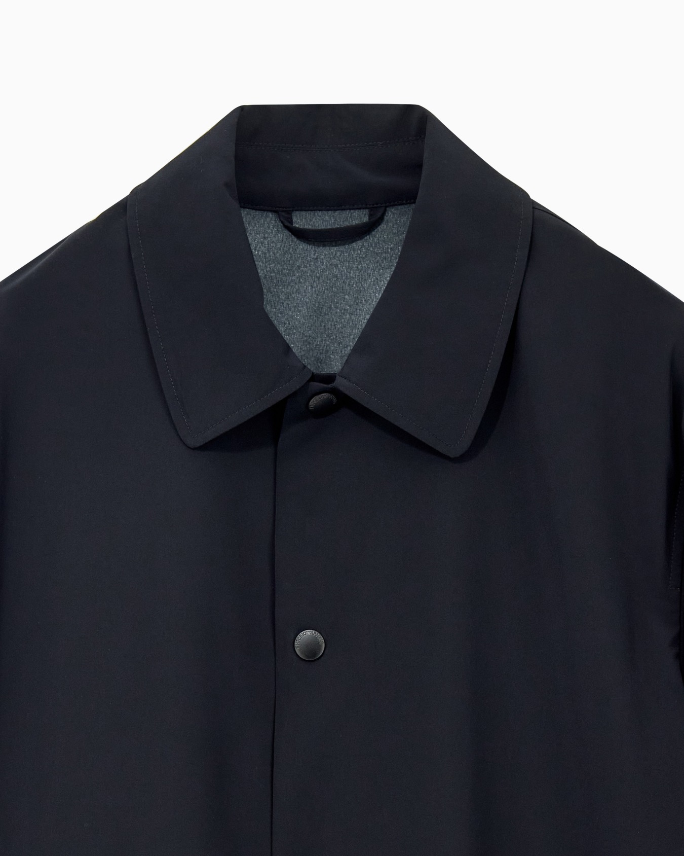 Trench coat in matte nylon Travel Essential Slide 3