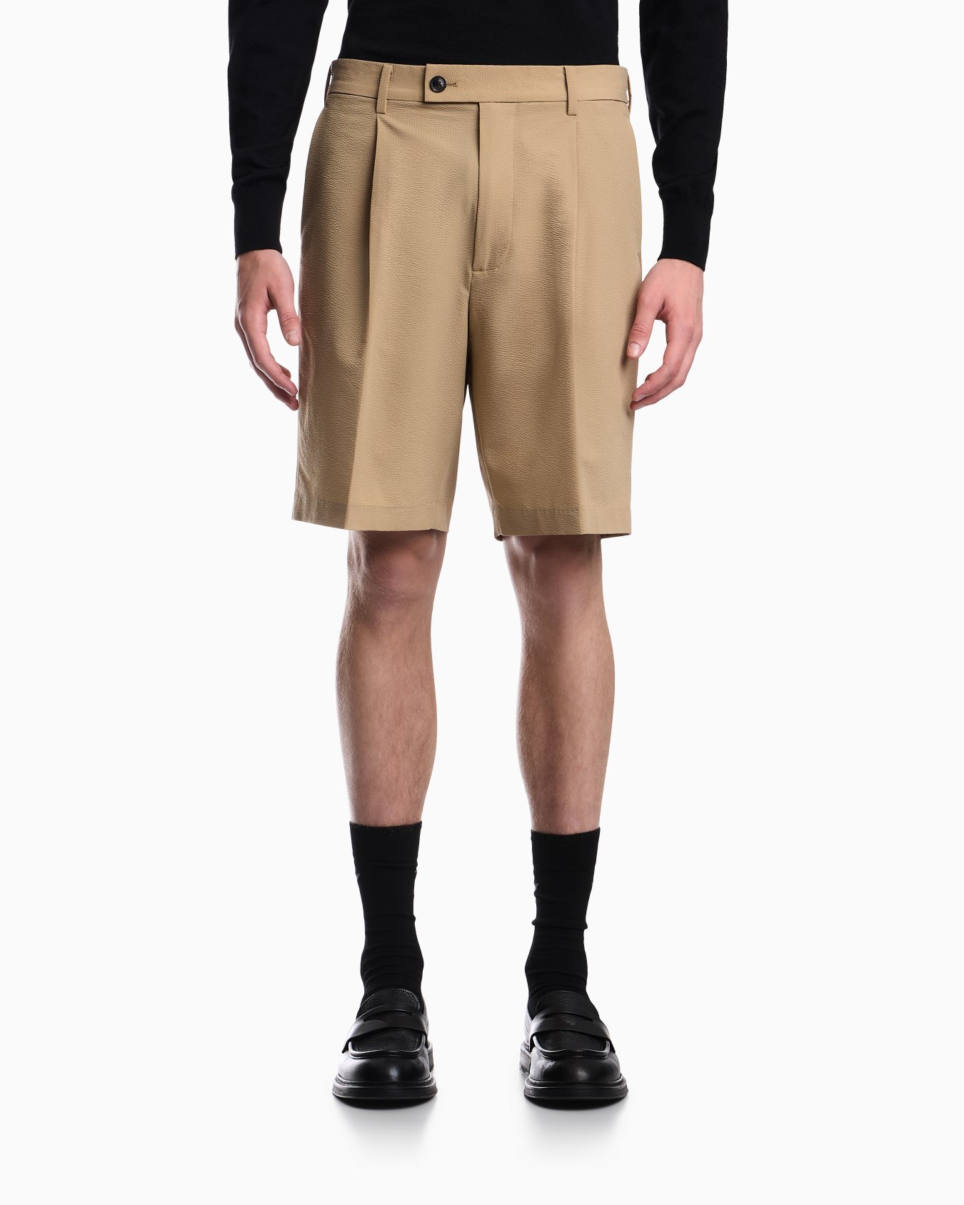 Bermuda shorts in seersucker with down and feather padding 슬라이드 3