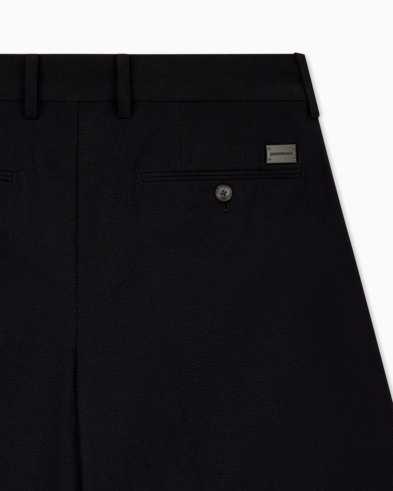 Bermuda shorts in seersucker with down and feather padding Slide 3