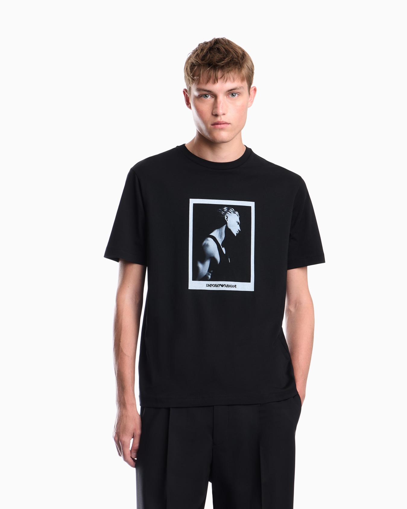 T-shirt regular fit Slide 3