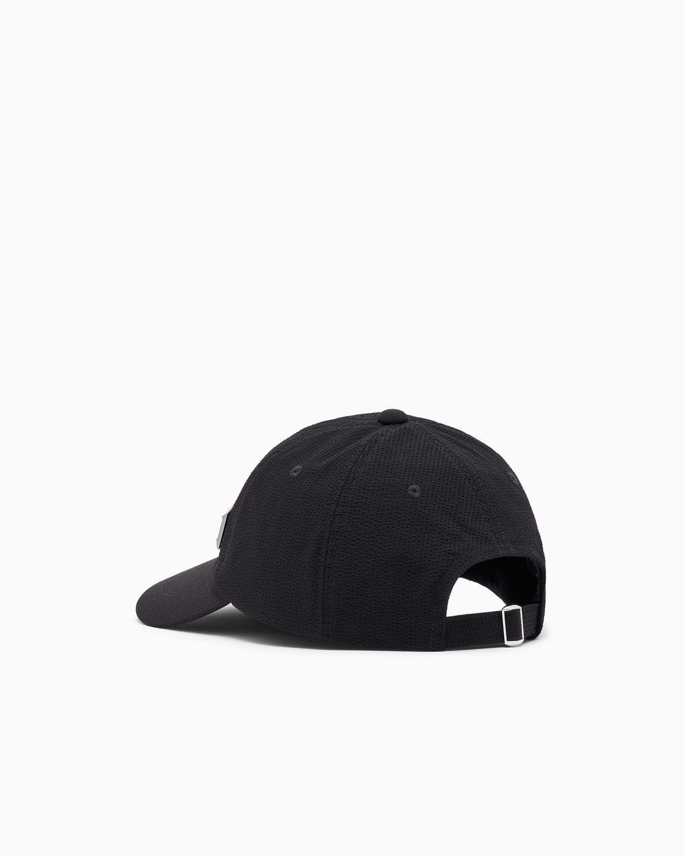 Baseball hat in seersucker with a metallic logo plaque Slide 1