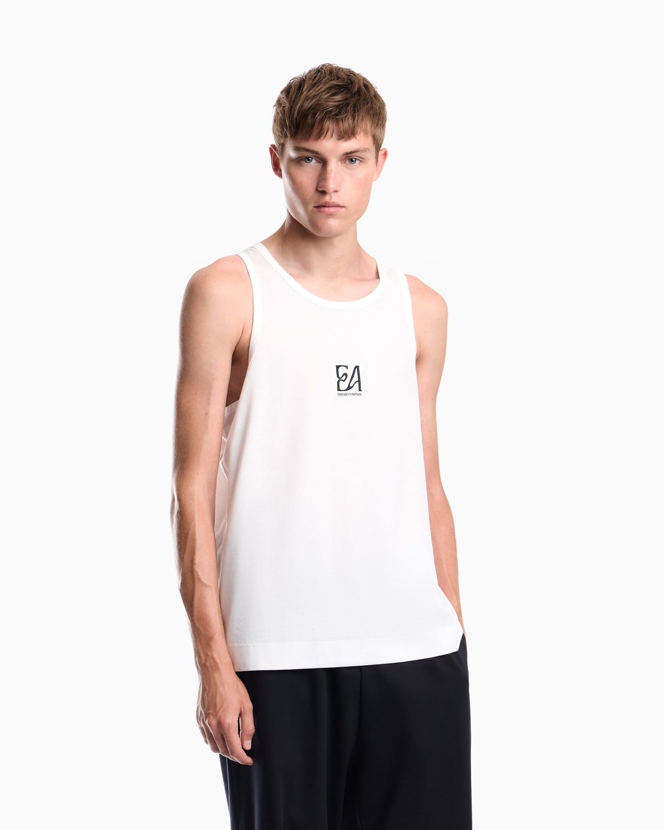 Cotton jersey tank top with an embroidered chest logo Slide 3