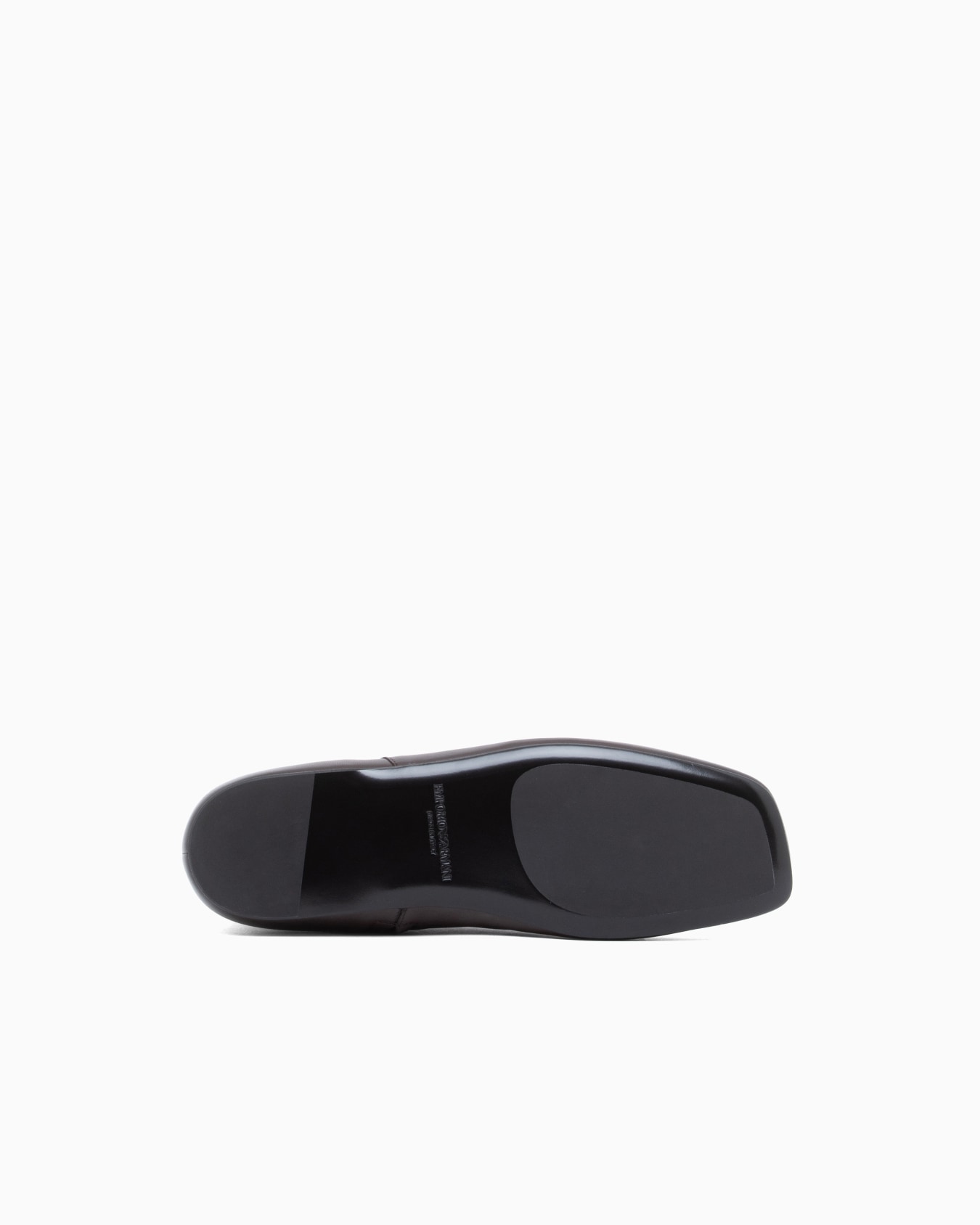 Smooth nappa leather ankle boots with a side zipper Slide 5