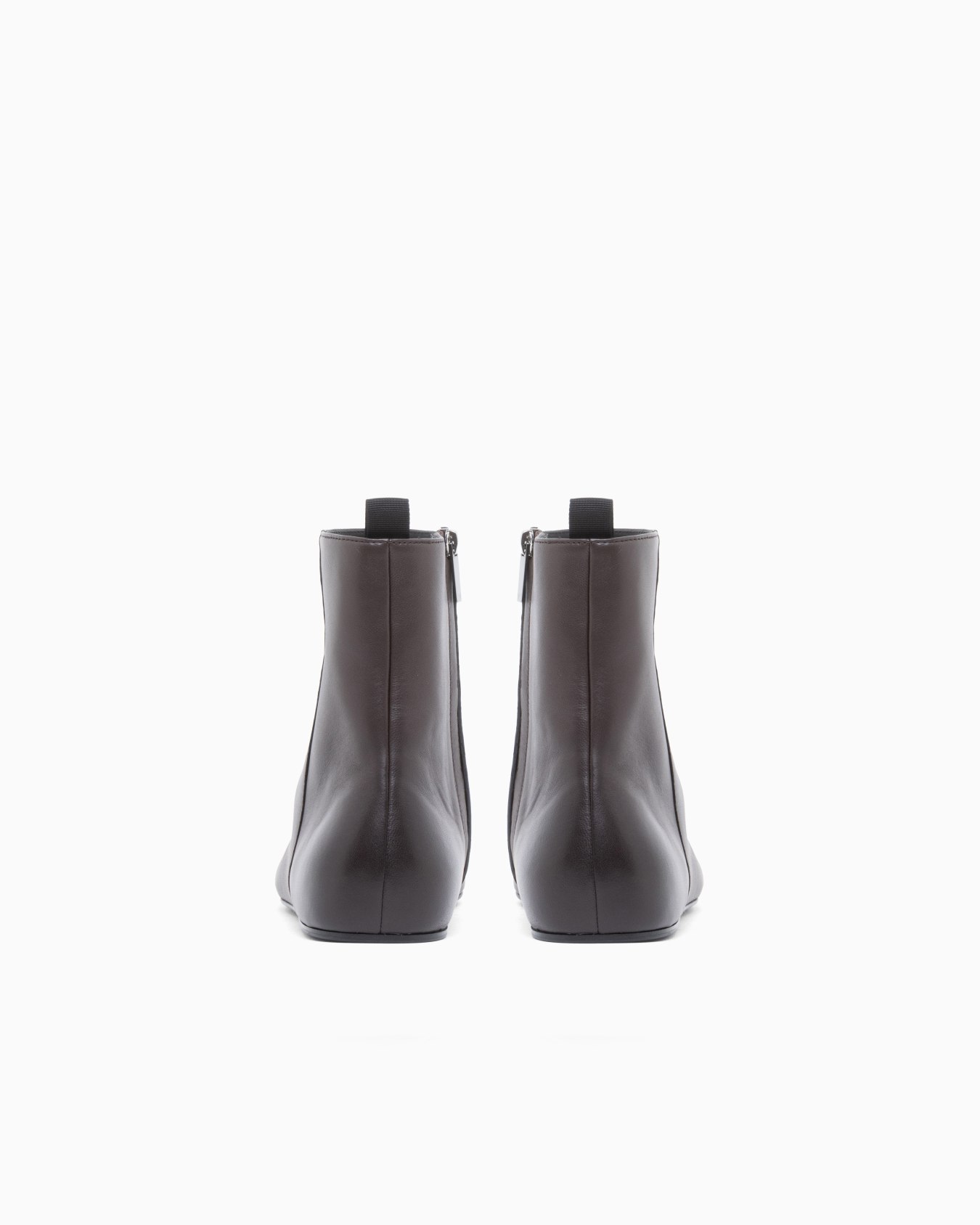 Smooth nappa leather ankle boots with a side zipper Slide 3