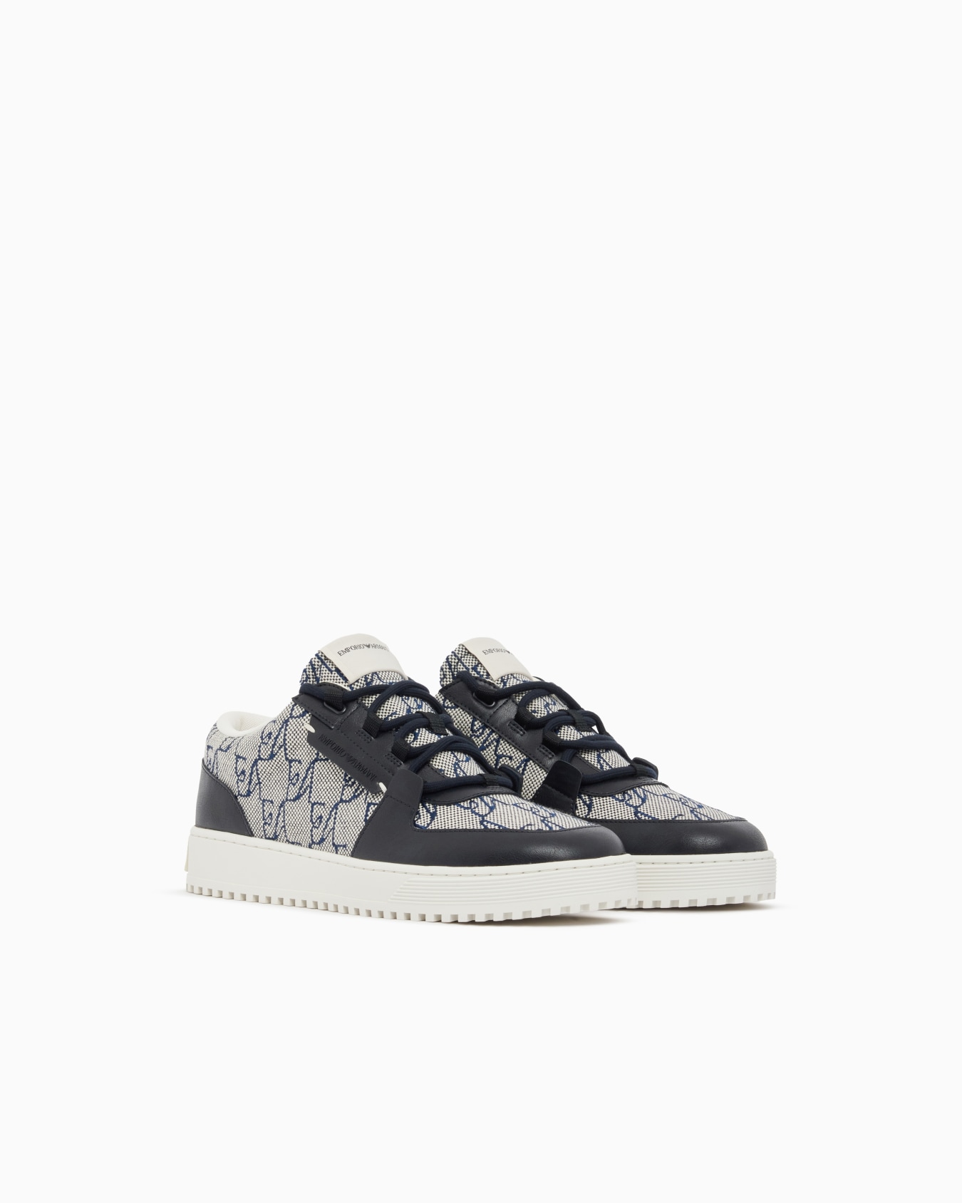 Sneakers in canvas with a logo pattern and lace-up closure Slide 1