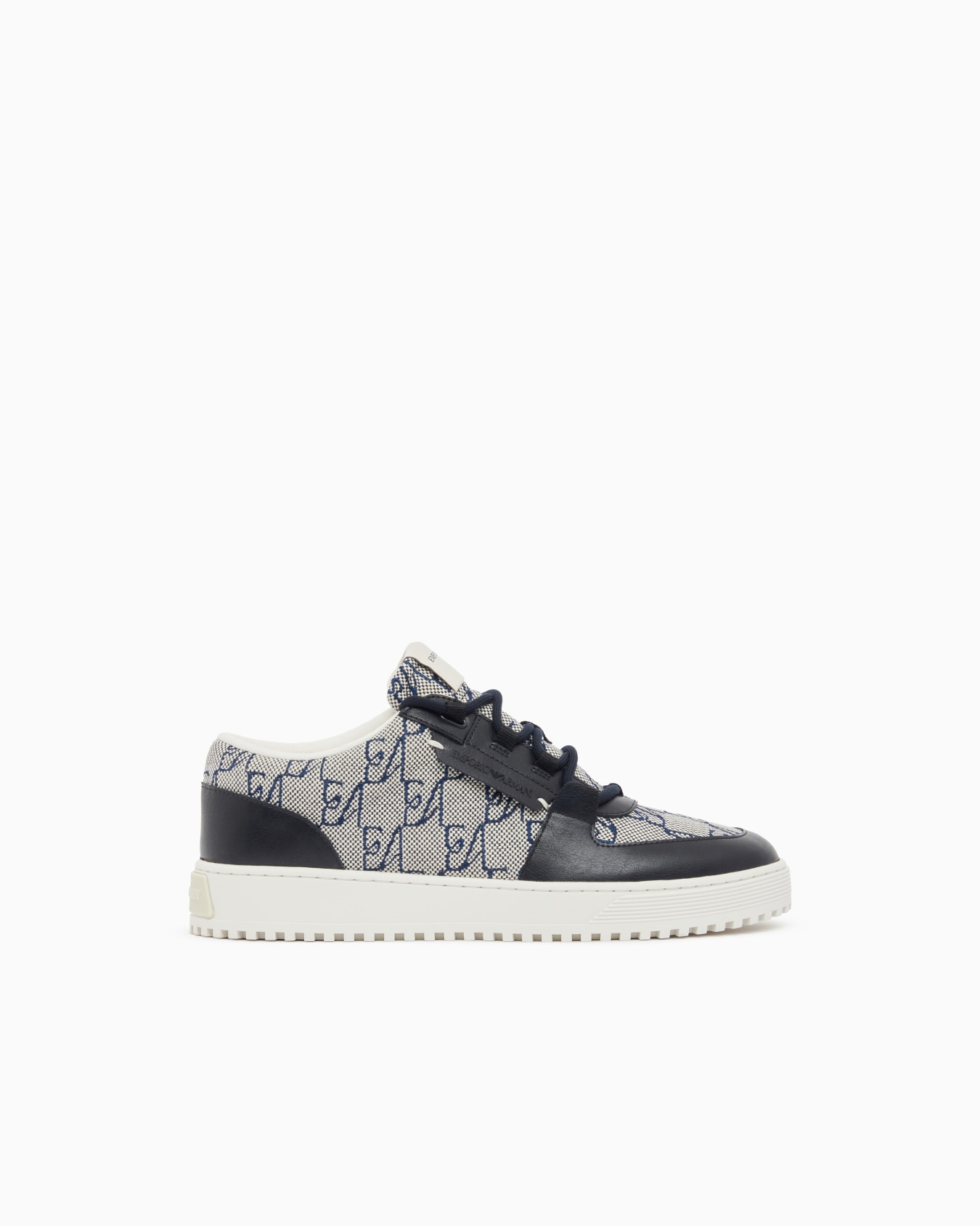 Sneakers in canvas with a logo pattern and lace-up closure Slide 0