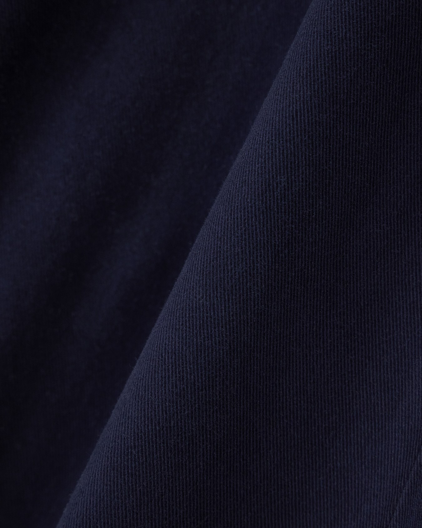 J33 Mid-rise, cropped wide-leg jeans in garment-dyed stretch drill Slide 4