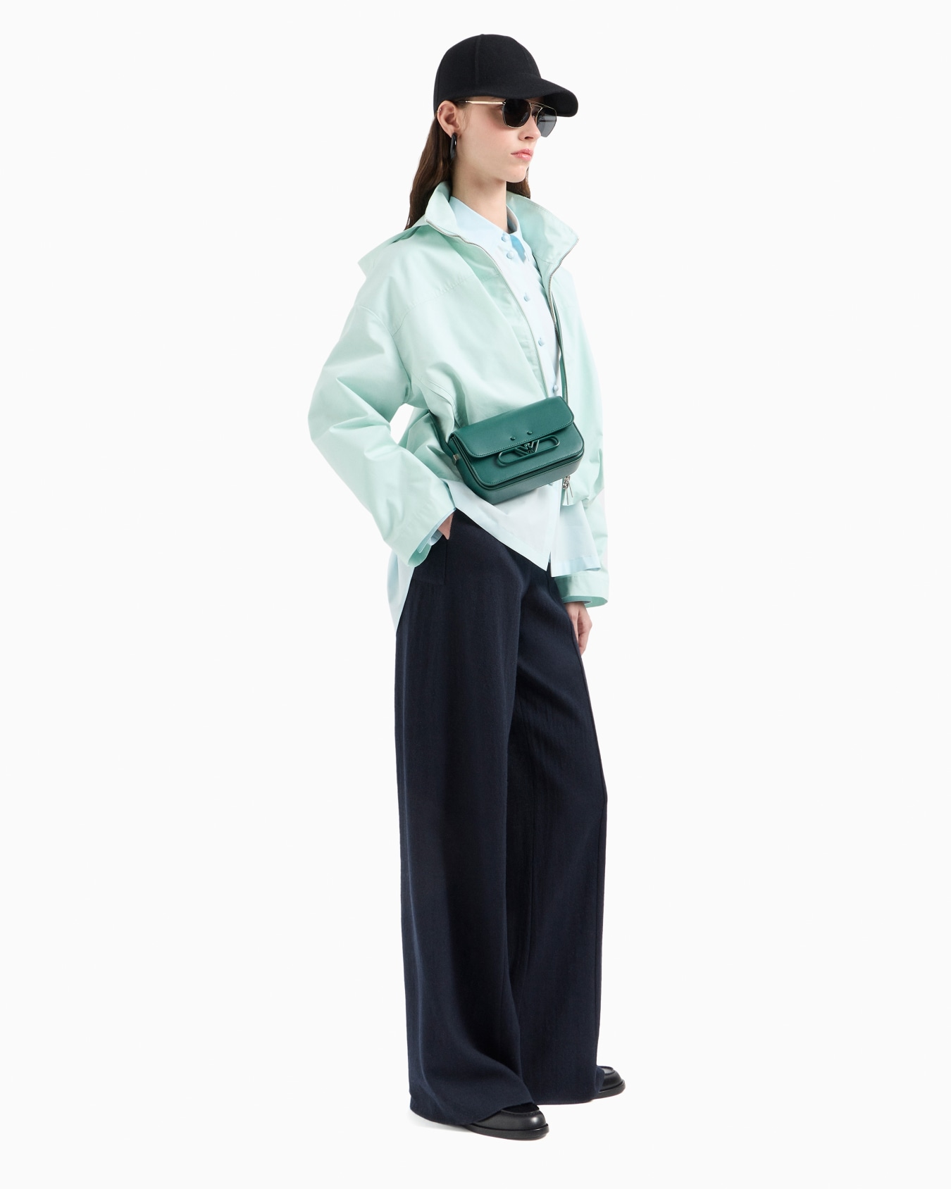 Washed wool crêpe palazzo trousers Slide 4
