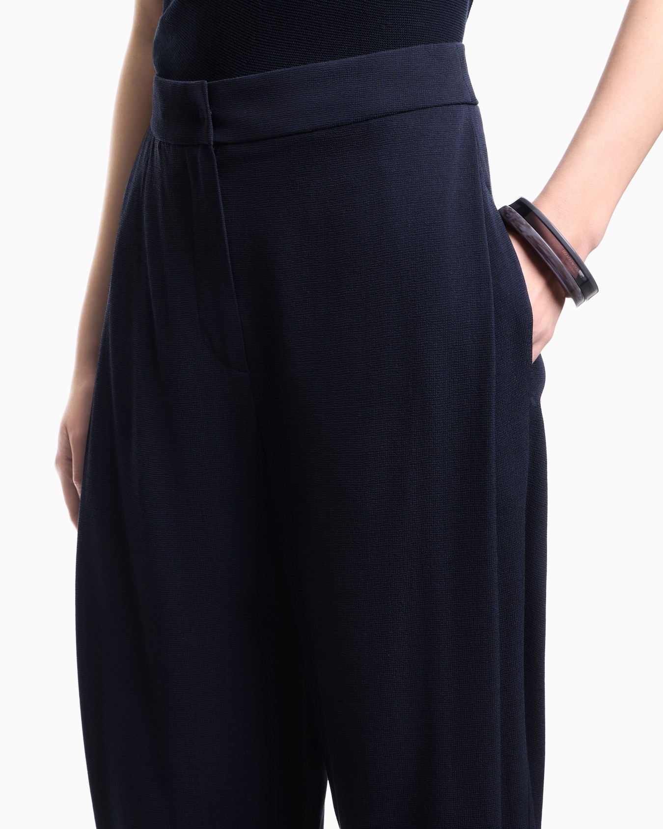 Washed twill trousers with side crease Slide 6