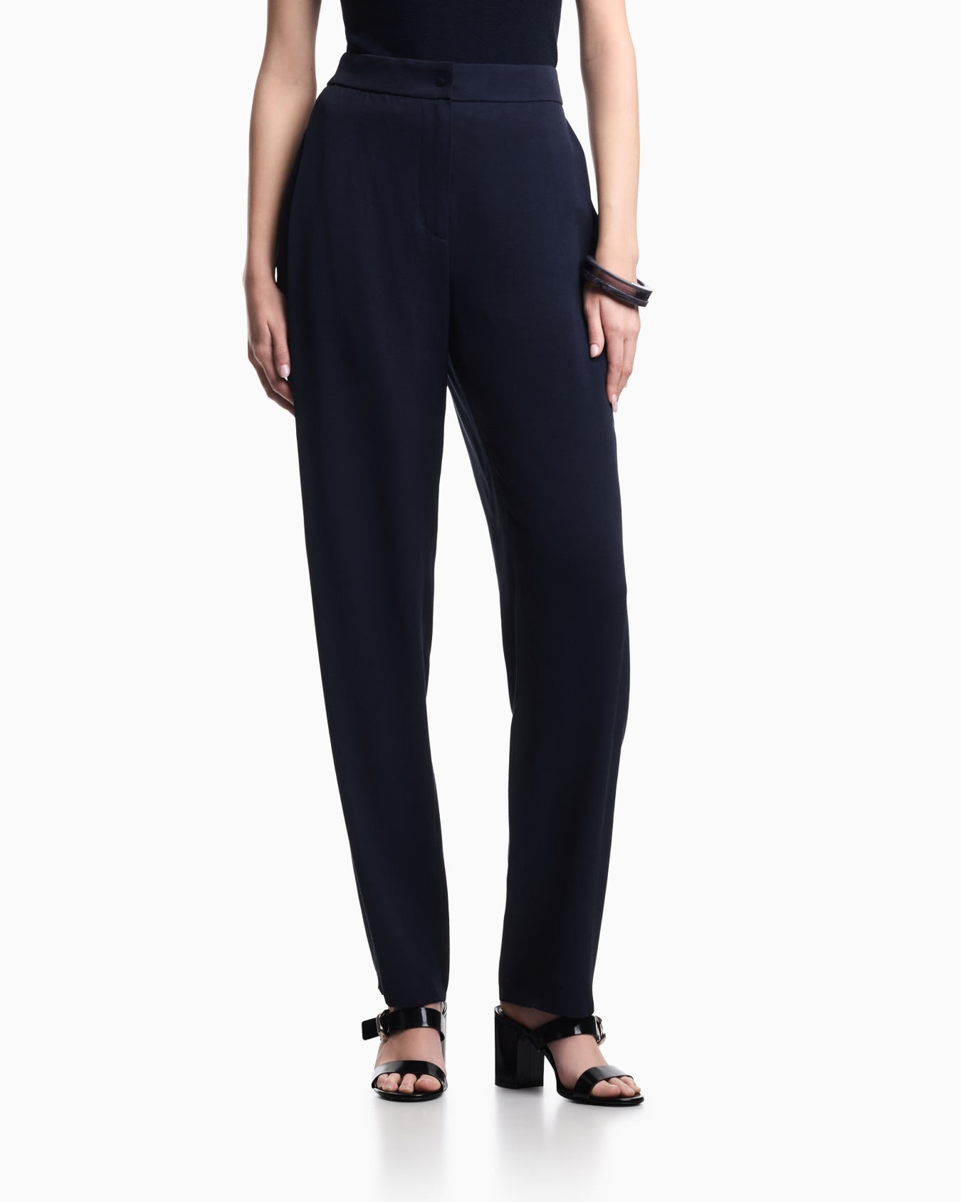 Washed twill side-pleat trousers Slide 3